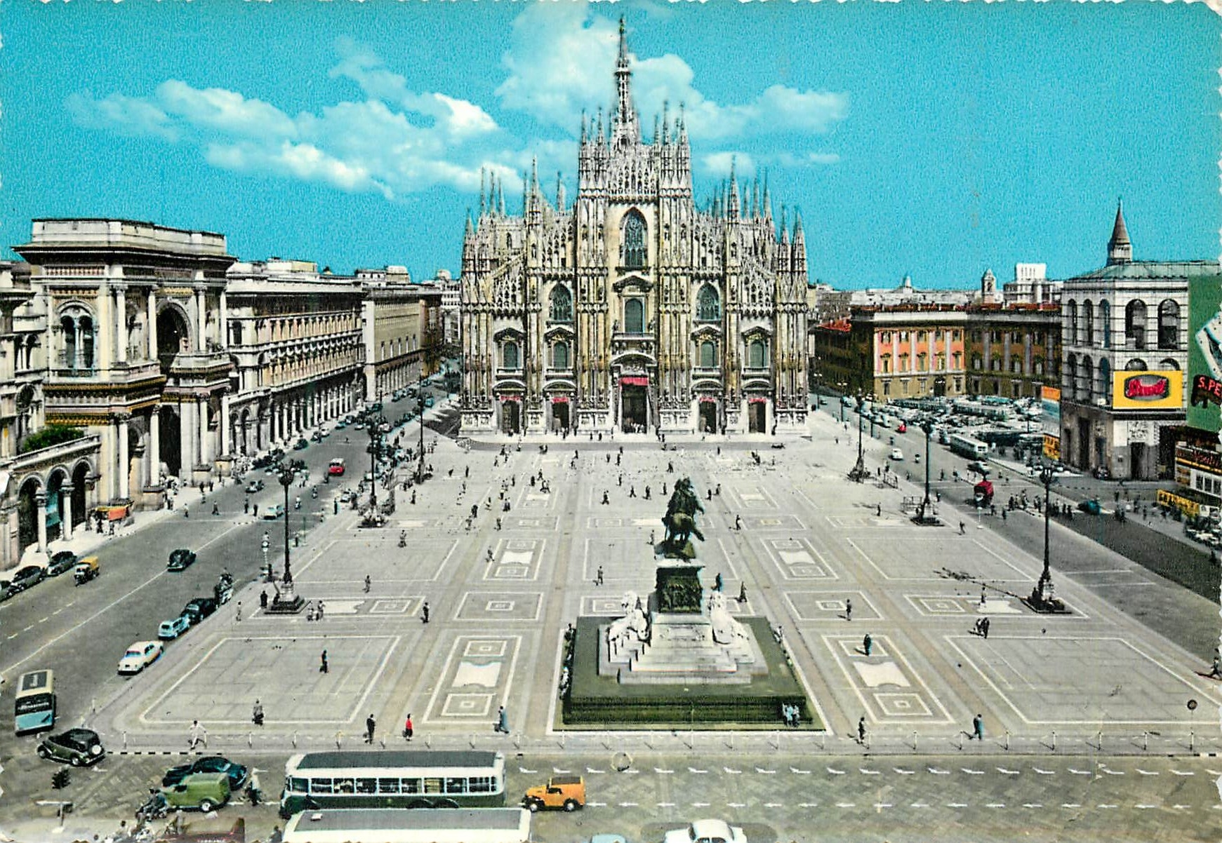 CPM Milano Place du Dome