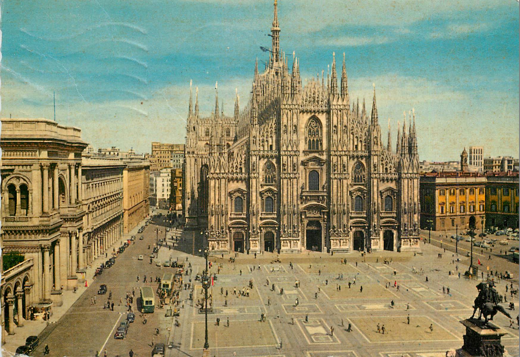 CPM Milano Place du Dome