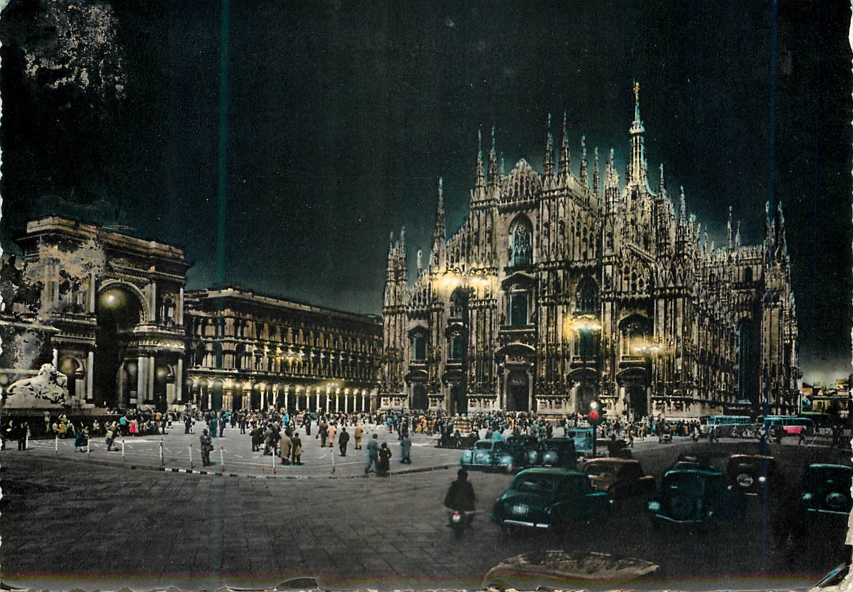 CPM Milano Place de la Cathedrale (De nuit)