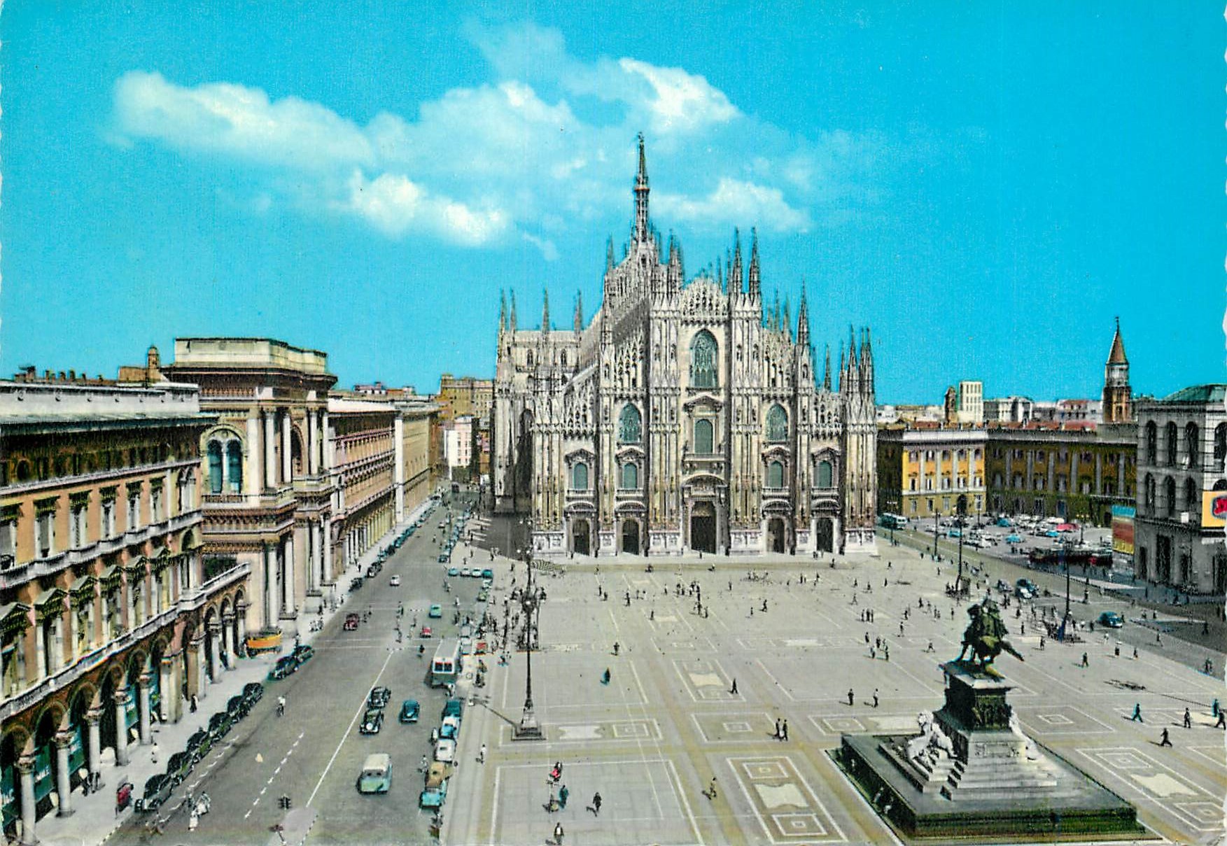 CPM Milano Place du Dome