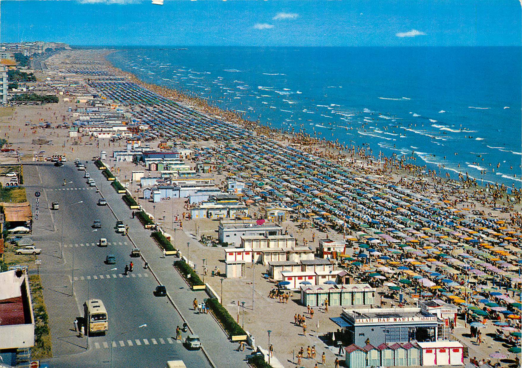 CPM Miramare di Rimini La plage vue de la Mer