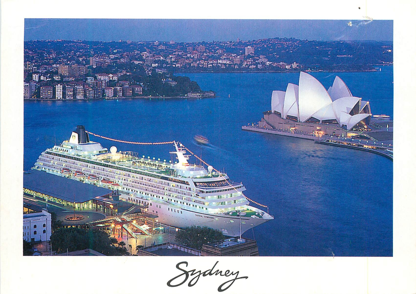 Sydney — Opéra et terminal des passagers — Produced by David Messent Photography