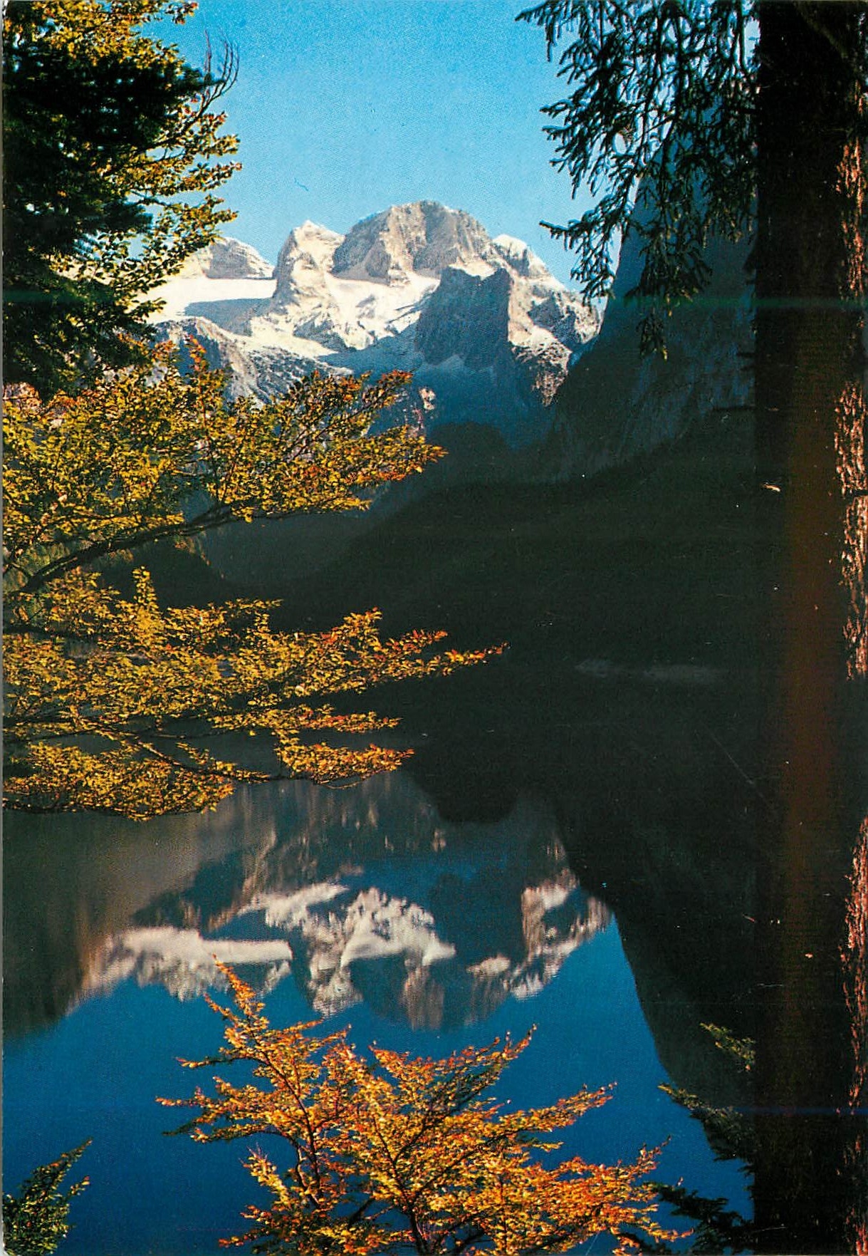 CPM Der gosaussee im salzkammergut gegen dachtein 3004 m