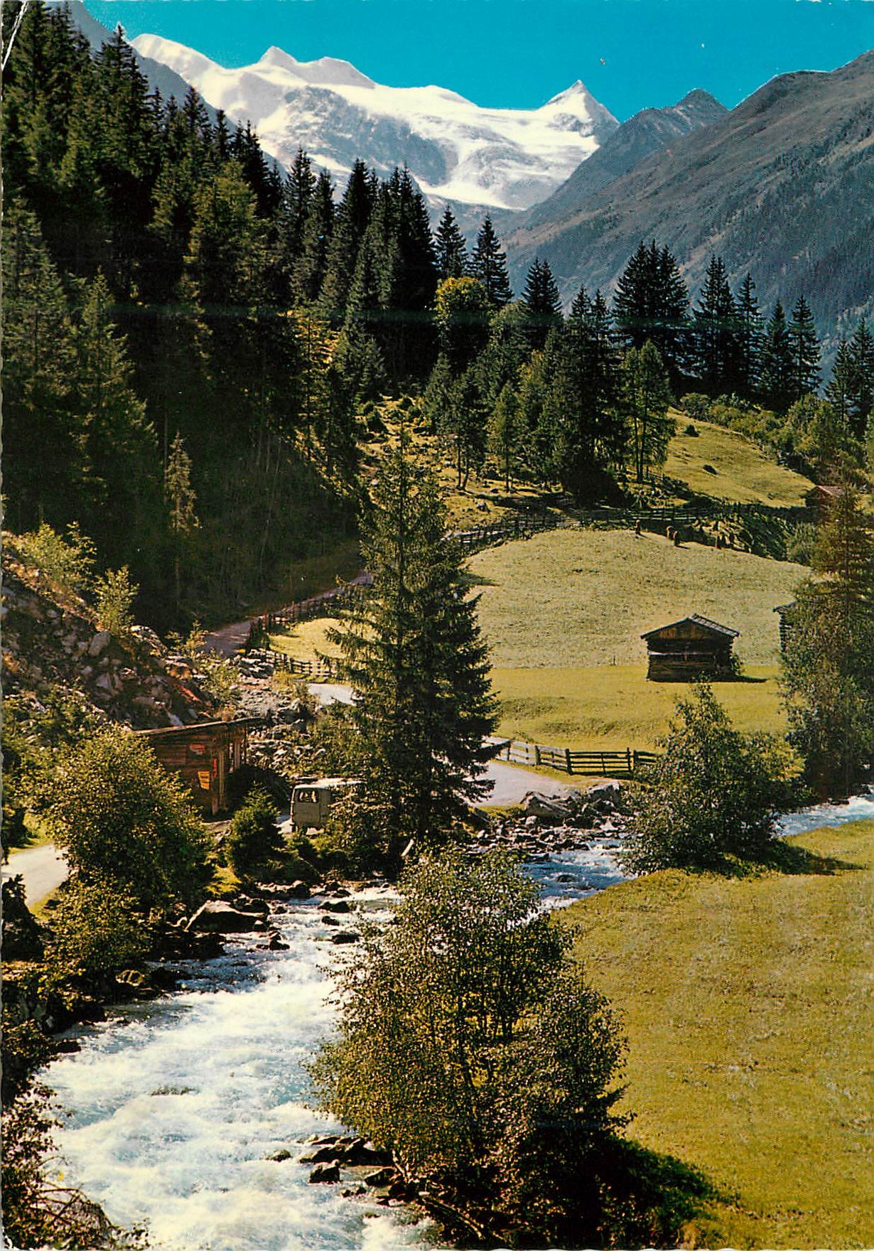 CPM Im stubaital blick gegen zzuckerhutl 3507 m