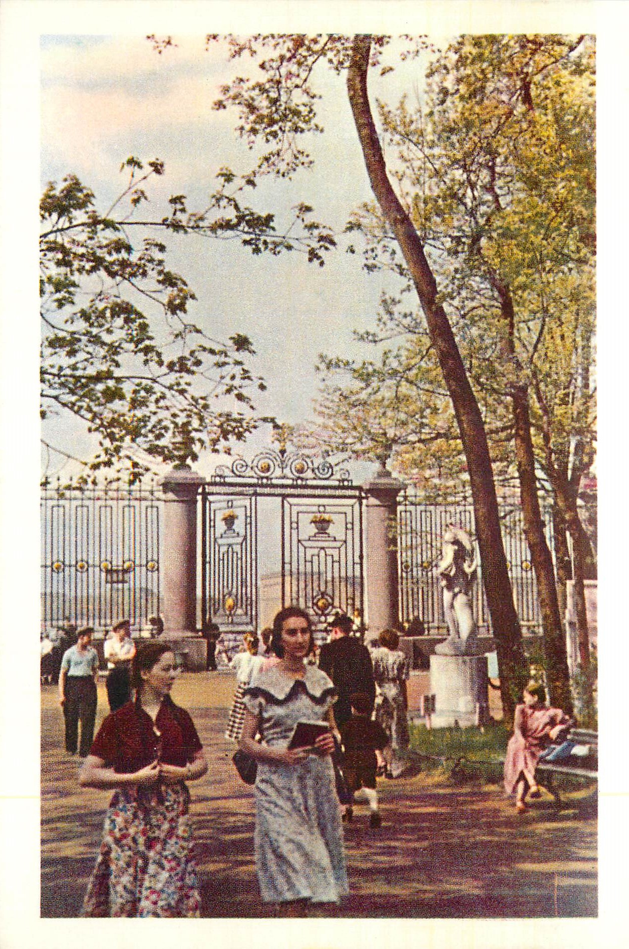 CPM Leningrad Le Jardin d'Eve