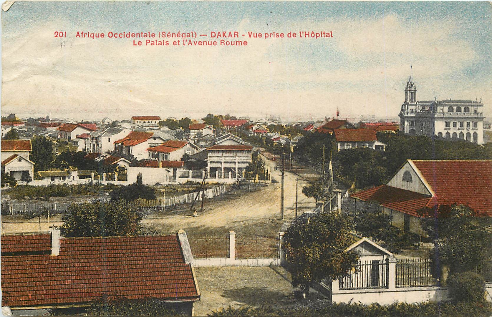 CPA Senegal Dakar Vue prise de l'Hopital Le Palais et l'Avenue Roume