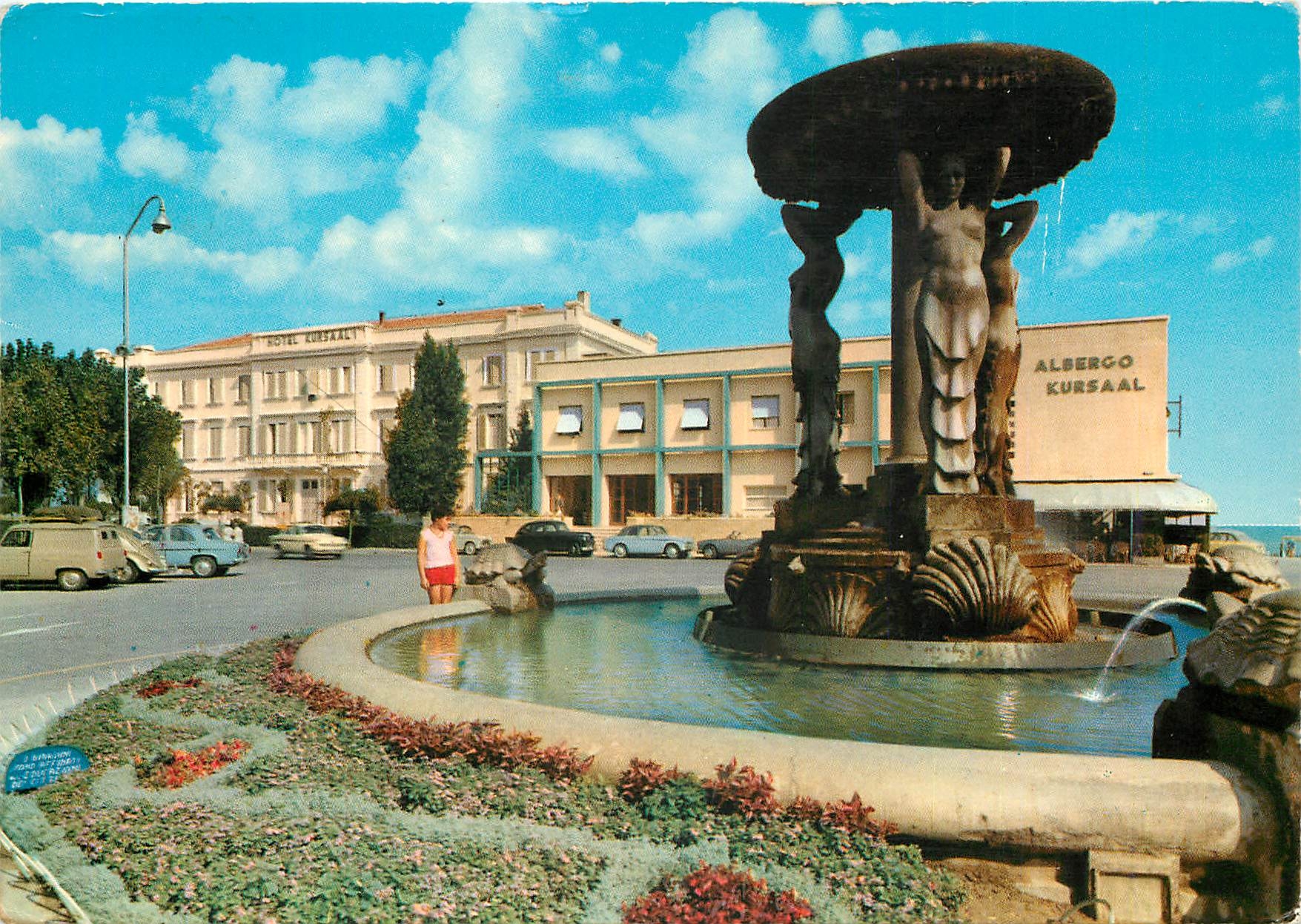 CPM Cattolica Place Ier Mai et Fontaine des Sirene