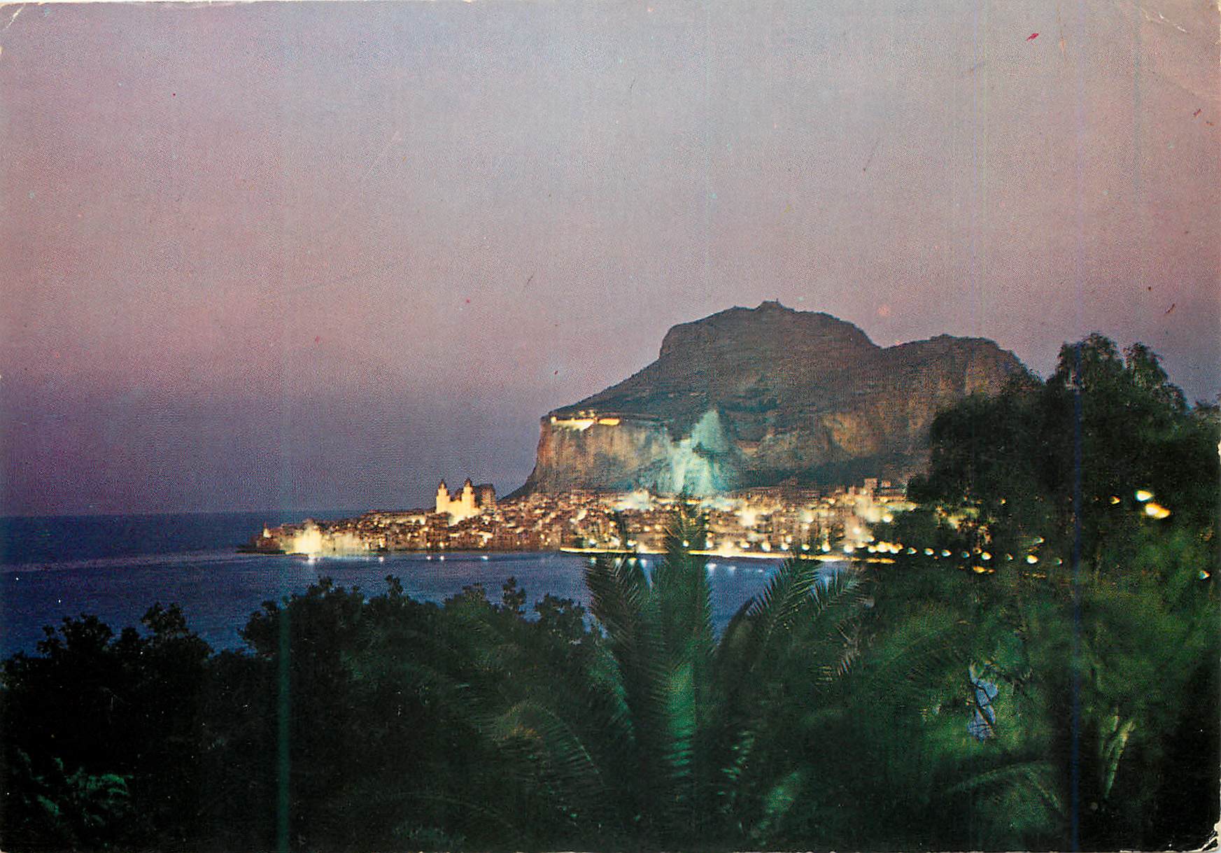 CPM Cefalu di notte vista dal Club Mediterranee