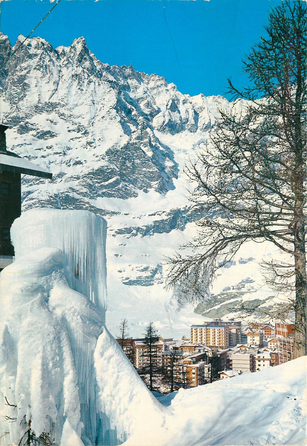 CPM Breuil-Cervinia Vallee d'Aosta Raccourci panoramique et fond Grandes Murailles