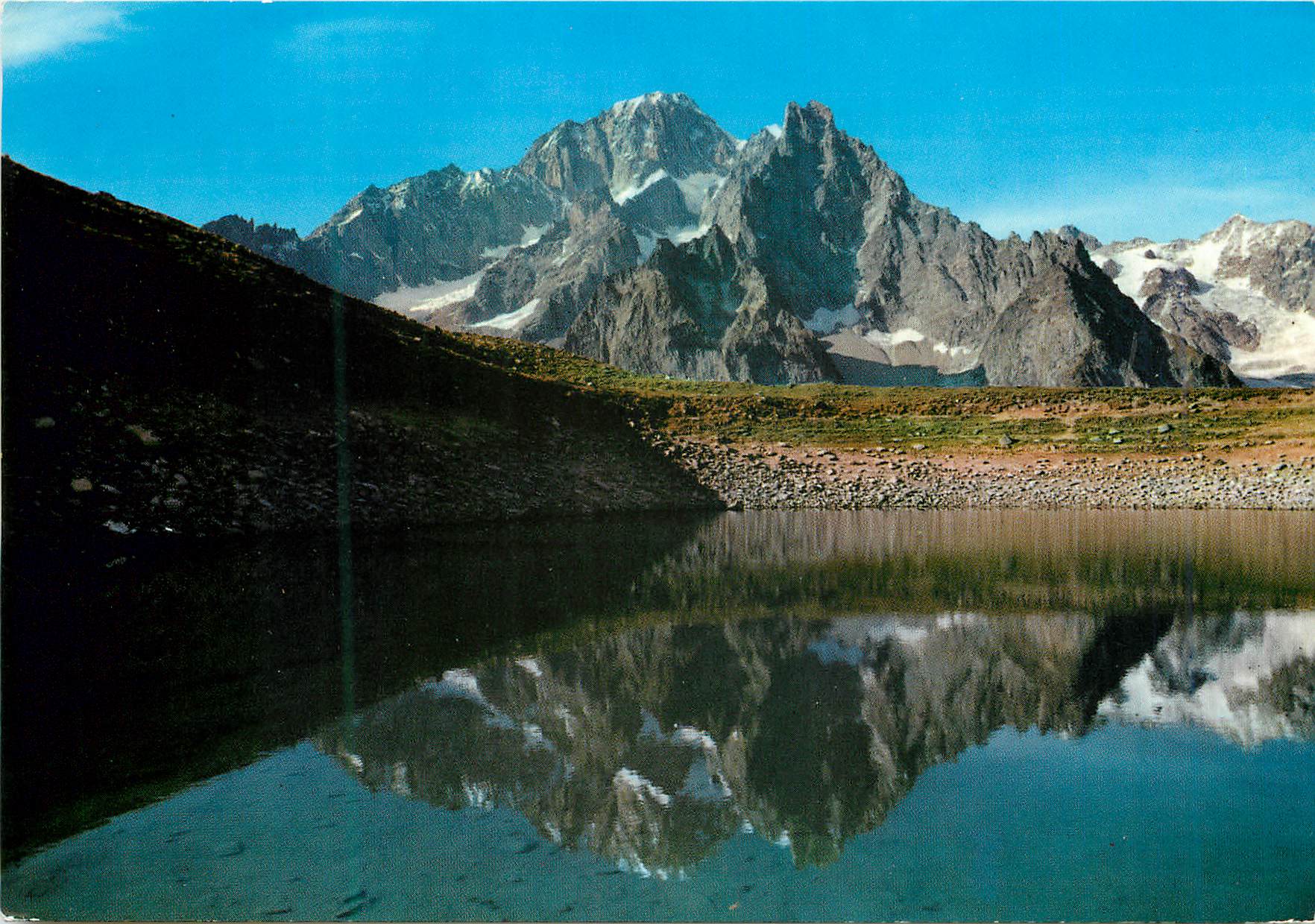 CPM Valle d'aoste Courmayeur le lec du checcoull m 2380 m blanc