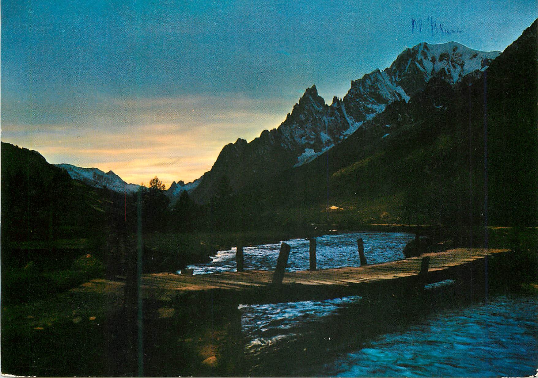 CPM Courmayeur le coucher du soleil dans la vallee ferret m 1580