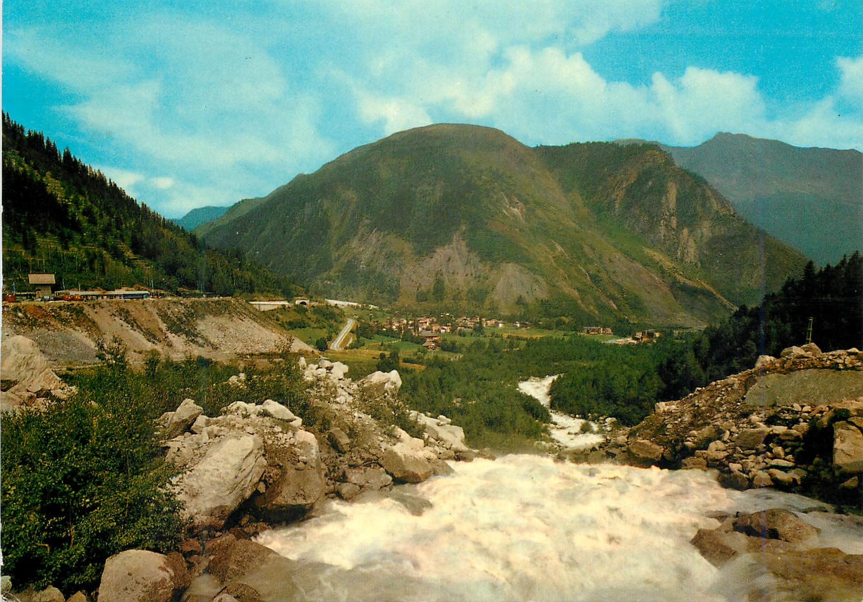 CPM Courmayeur m 1224 monte le saxe monte cornet m 2476