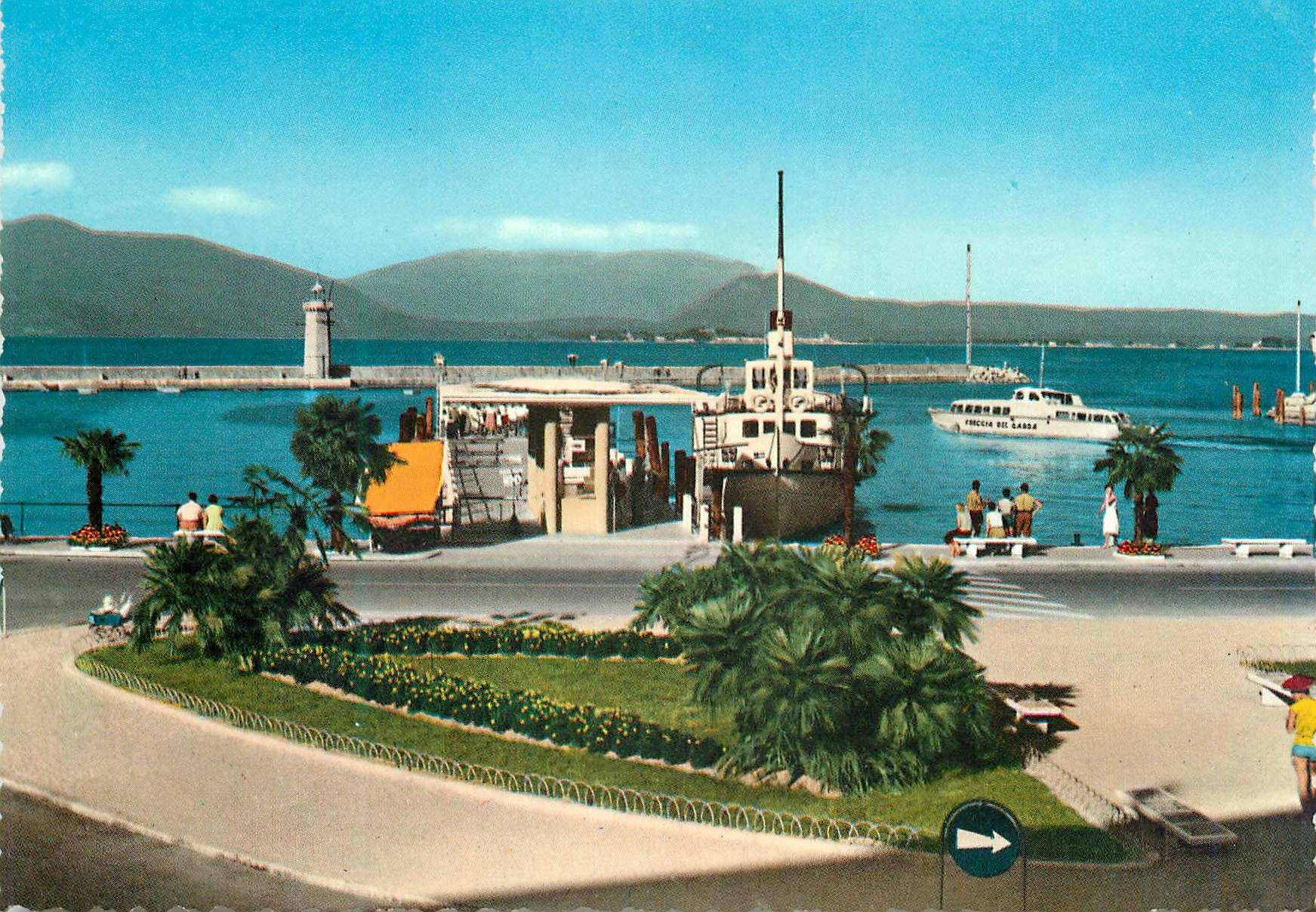 CPM Lac de garda desenzano le port Bateaux