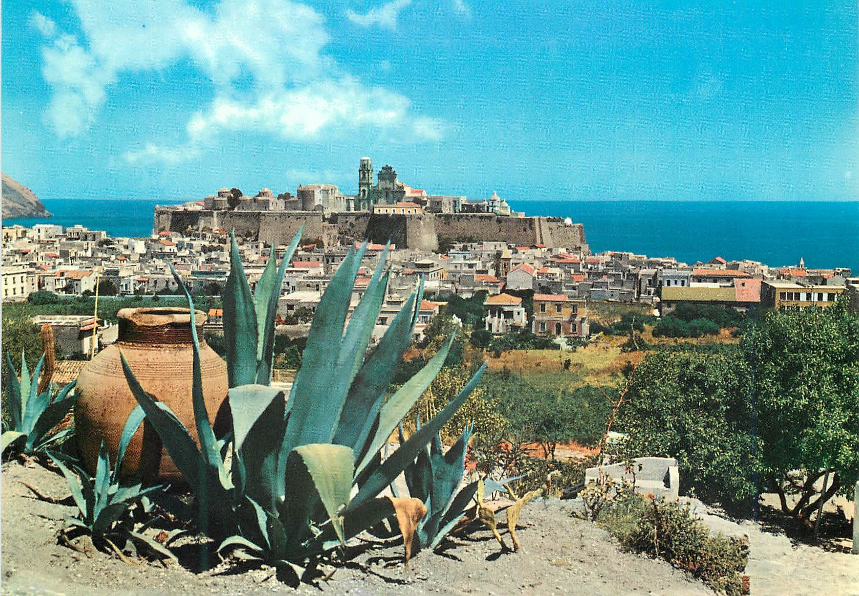 CPM Isola di lipari (italia) panorama