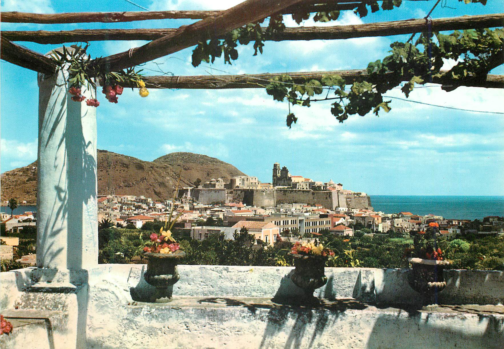 CPM Isola di lipari (italia) panorama