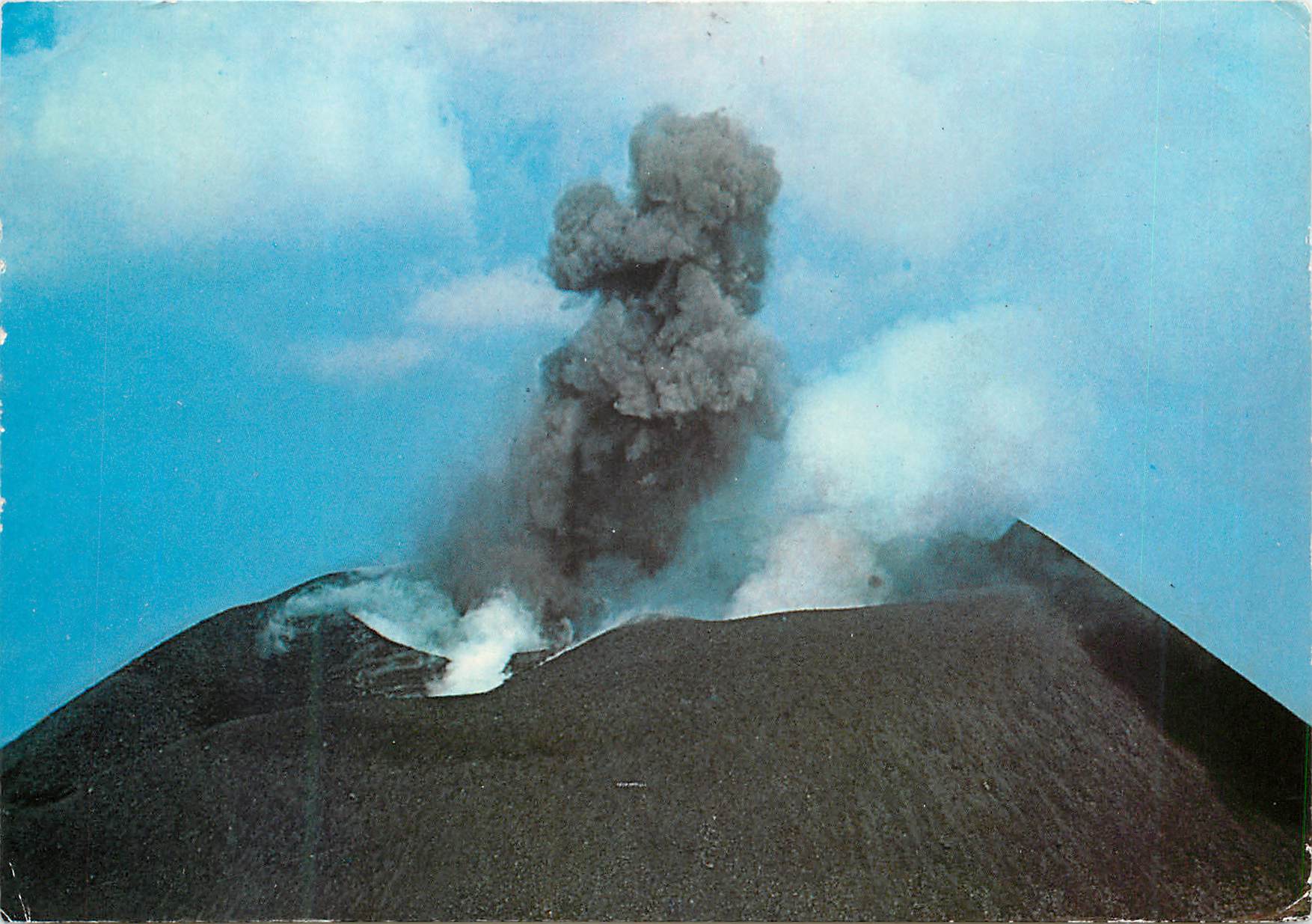 CPM Etna m 3263 cratere de nord est explosion