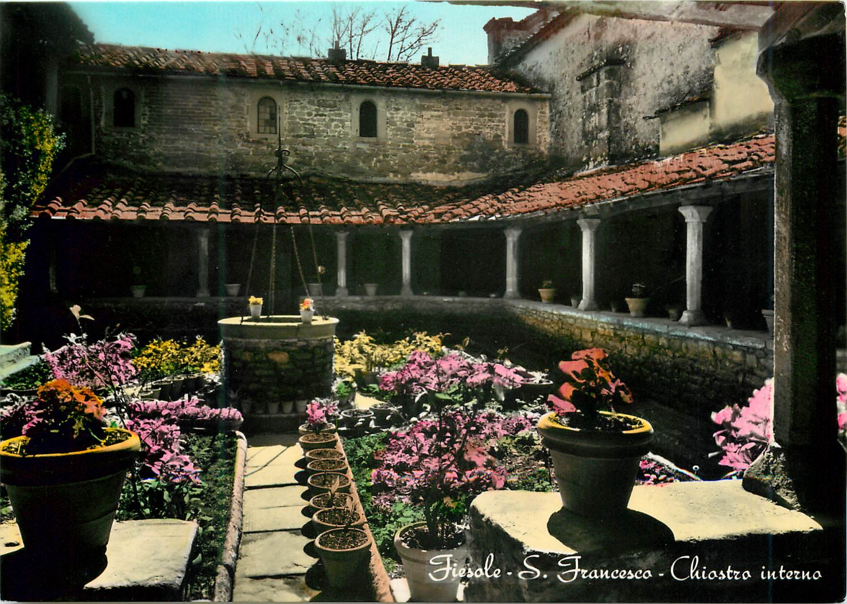 CPM Fiesole S francesco chiostro interno