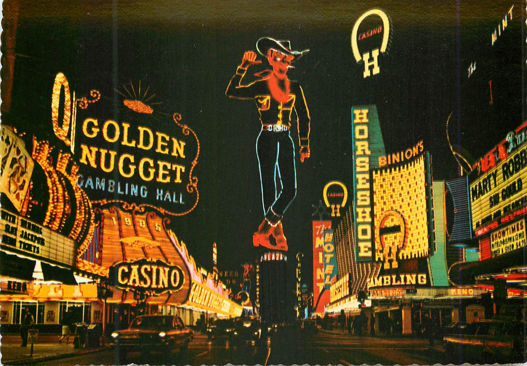 CPM Las vegas nevada fremont street this fabulous new lool on fremont street in the heat of the world's largest Golden N