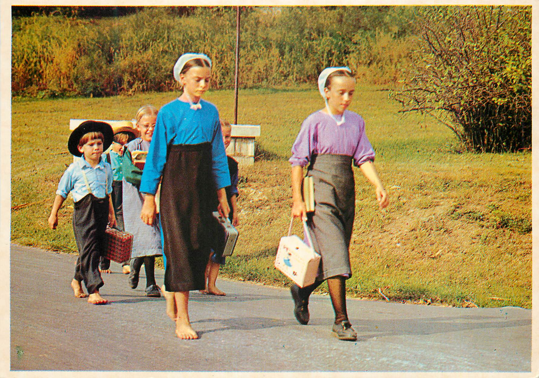 CPM Amish country amish children (some in their bare fee)