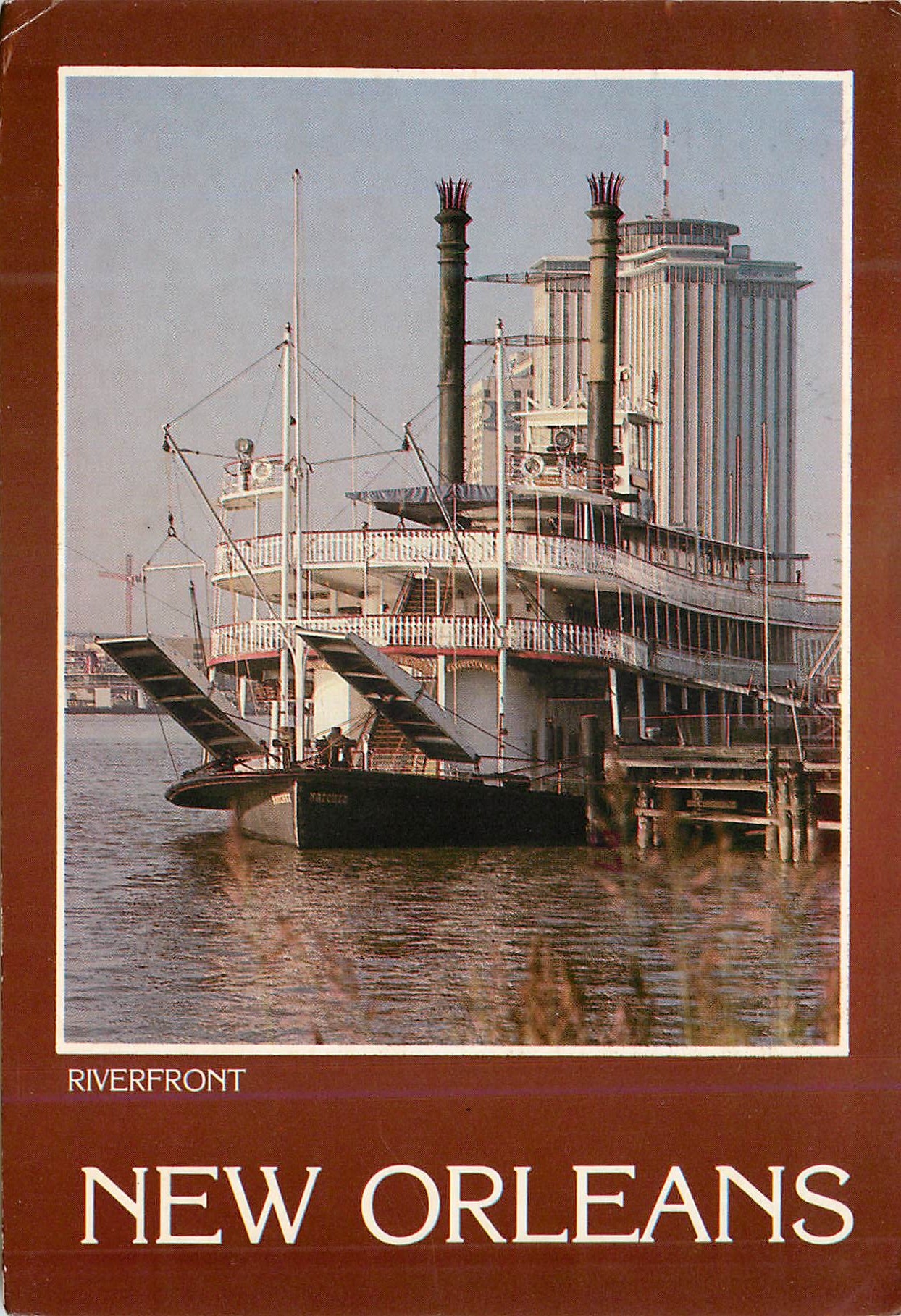 CPM New Orleans Riverfront Bateau