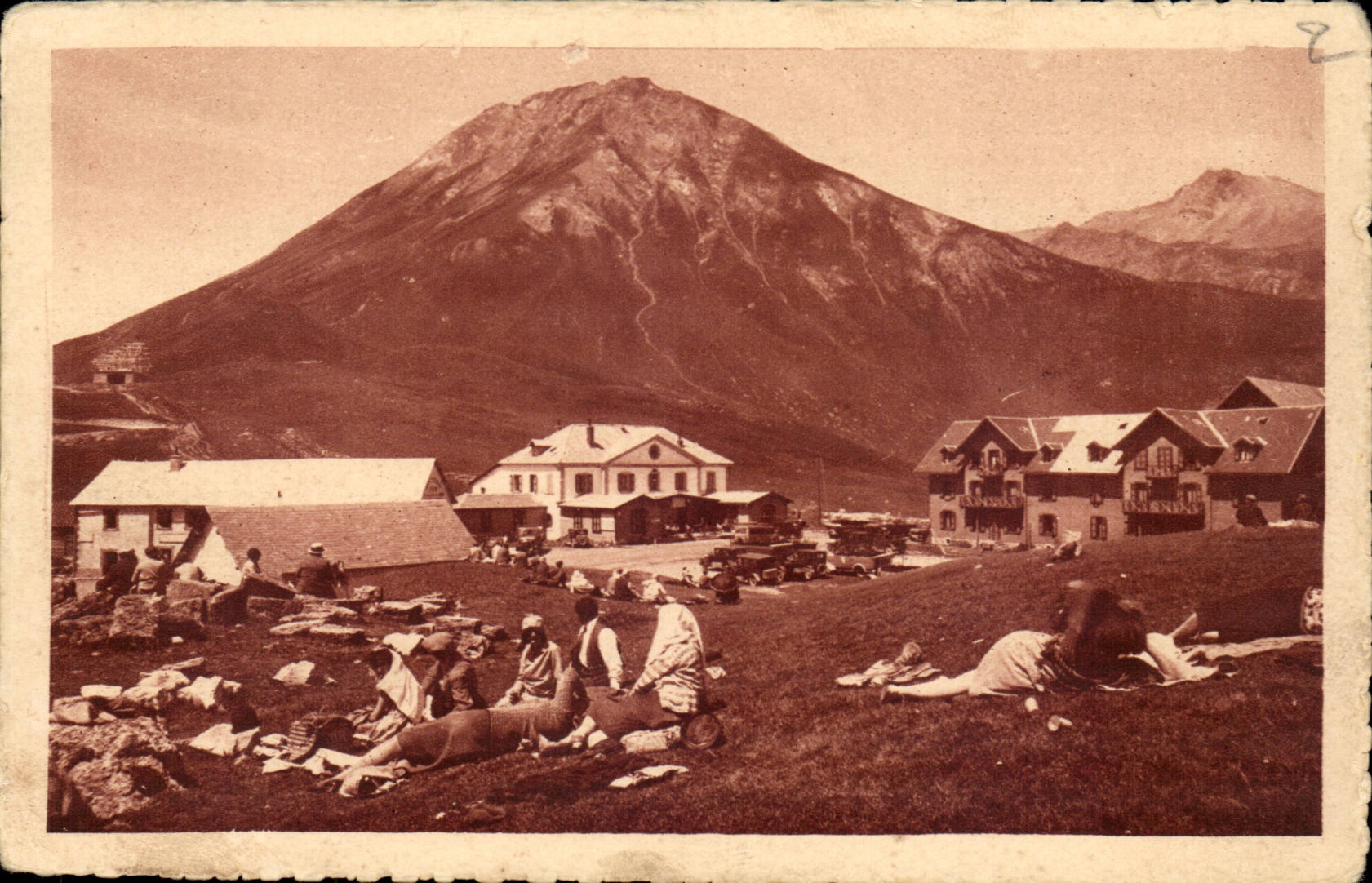 Col du Lautaret (2.050 m) — L'Hôtel des Glaciers et le Signal du Villard-d'Arène — A. Mollaret, Grenoble