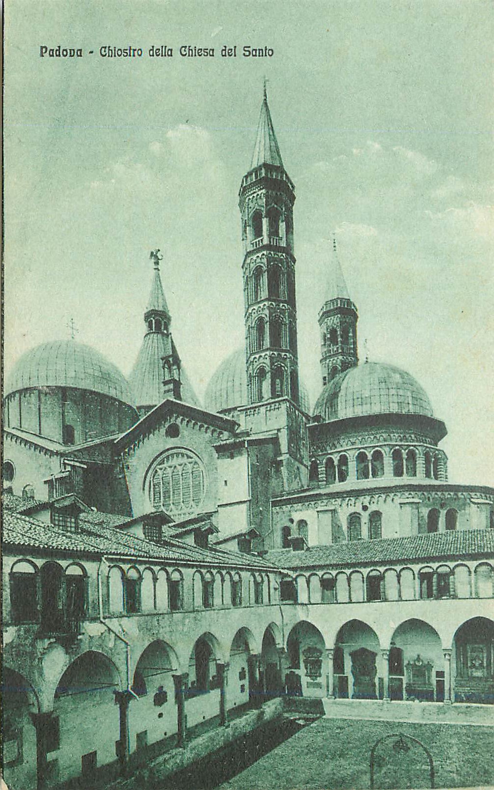 CPA Padova Chiostra della Chiesa del Santo