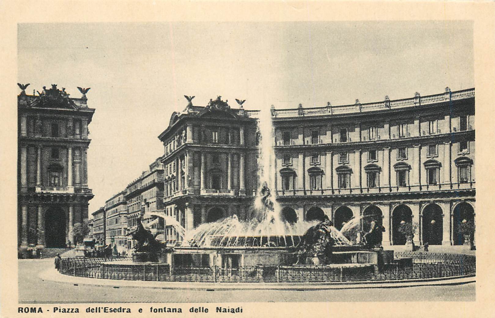 CPA Roma Piazza dell'Esedra e fontana delle Naiadi