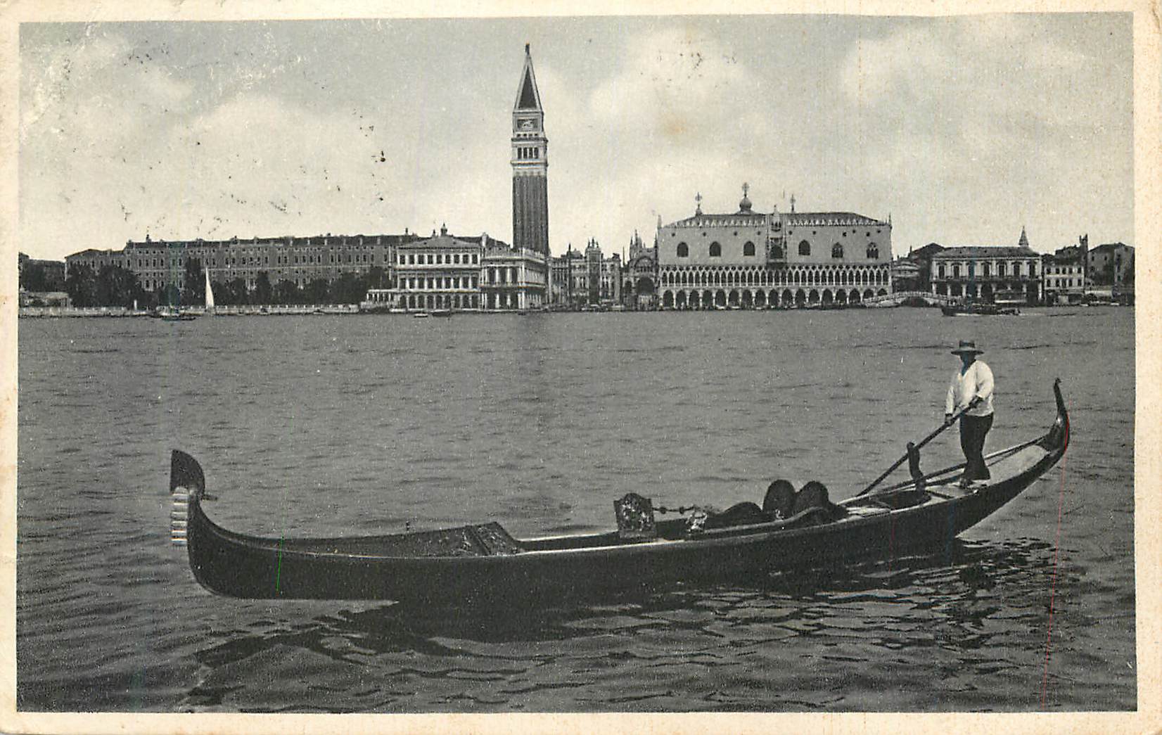 CPA Venezia Panorama et gondole Bateau