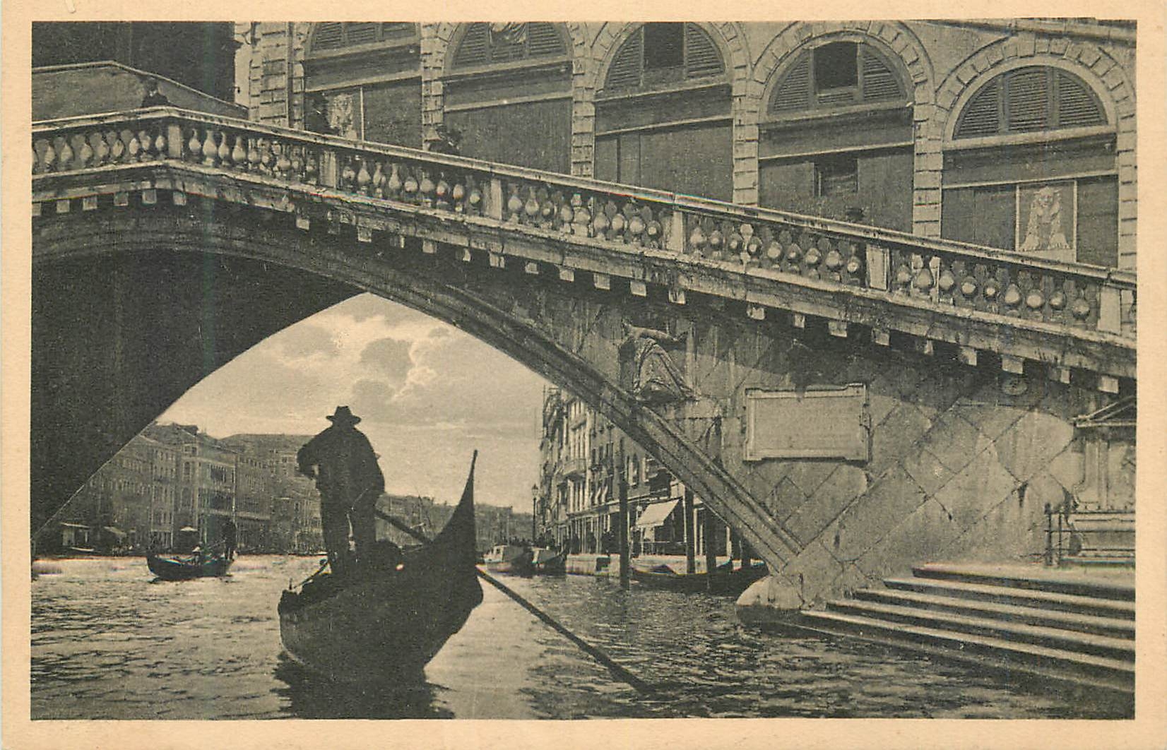 CPA Venezia Ponte Rialto Canale grande Bateau