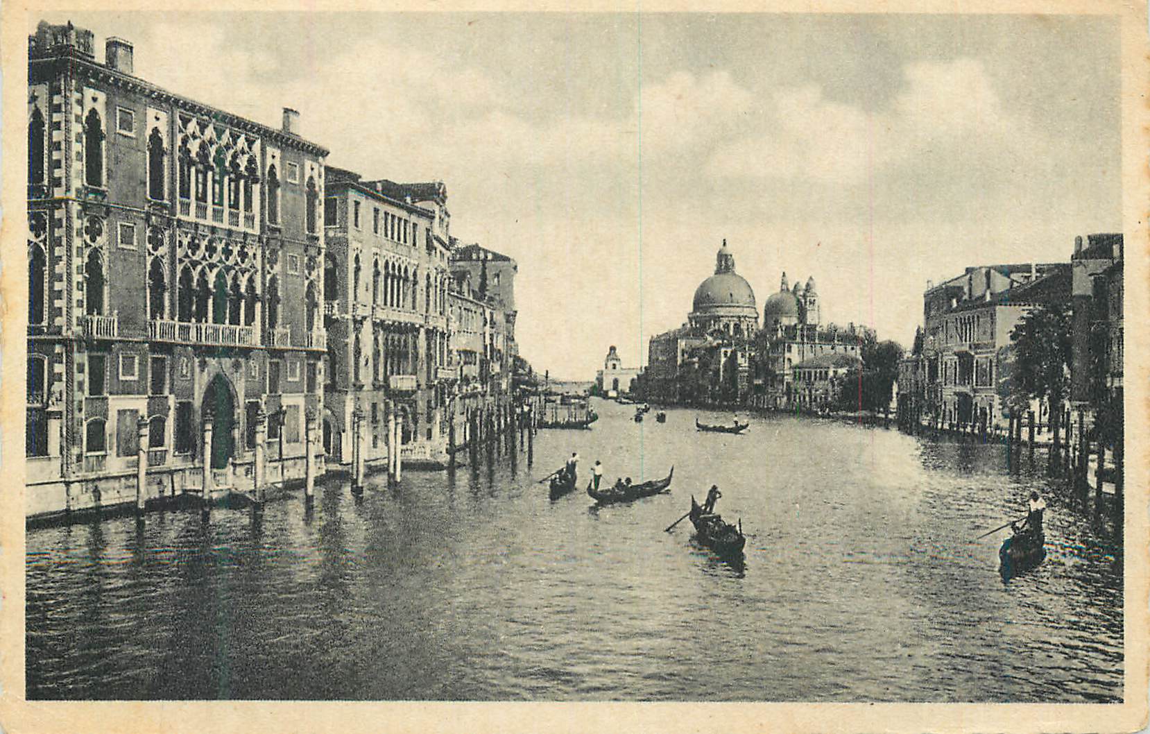 CPA Venezia Grand Canal et Eglise de la Salute