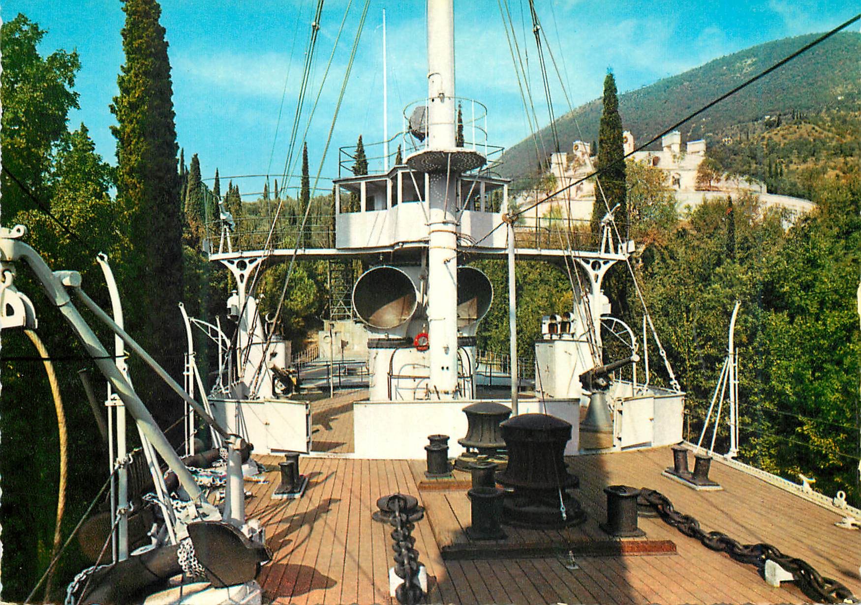 CPM Italy Italiani Le bateau Puglia et le Mausolee (Arch. G C Maroni)