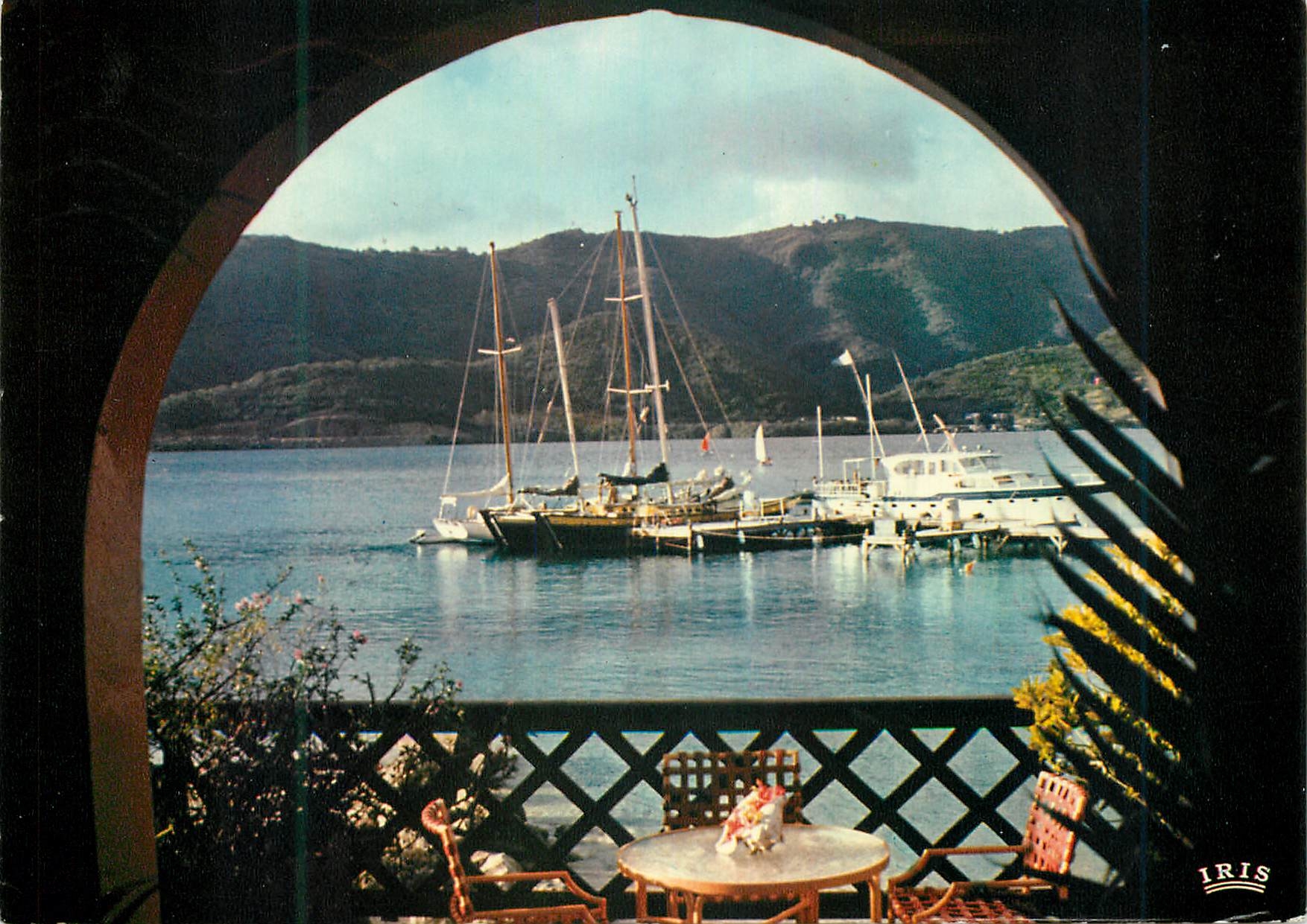 Vue du port de Sainte-Marie — Martinique — éditeur IRIS, série Mexichrome