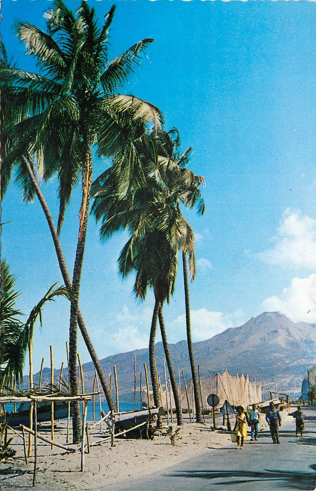 Spiaggia del Carbet e Montagna Pelée — Martinica — editore Itagcolor, n°110