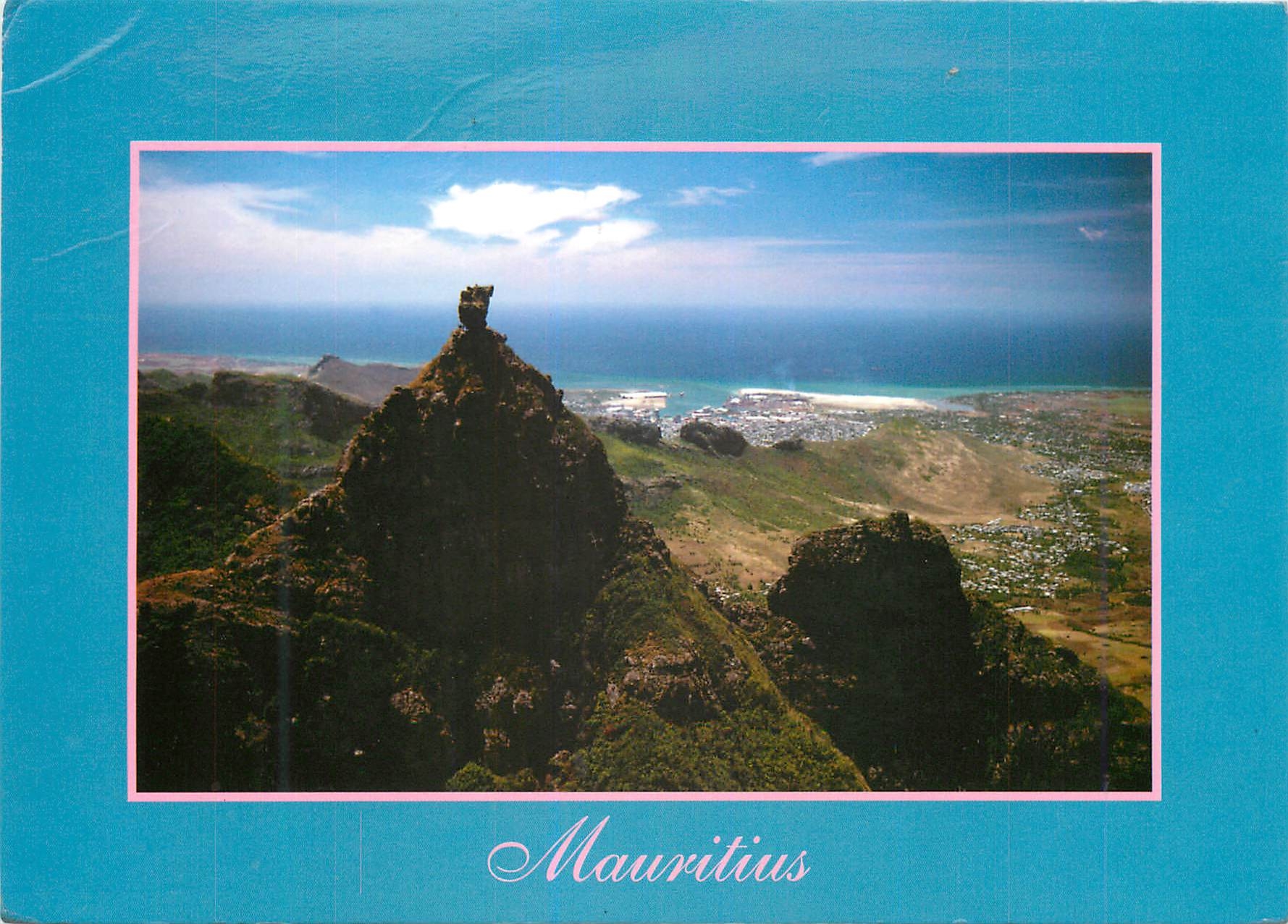 CPM Ile Maurice Le Pieter Both Surveille Port Louis au Loin