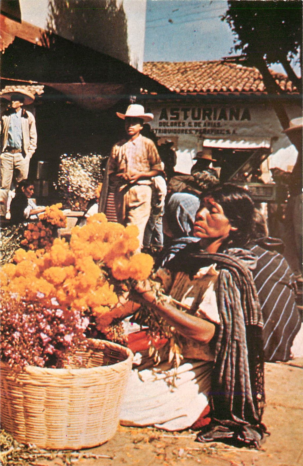 CPM Mexico pittoresque et couleurs des marches mexicains