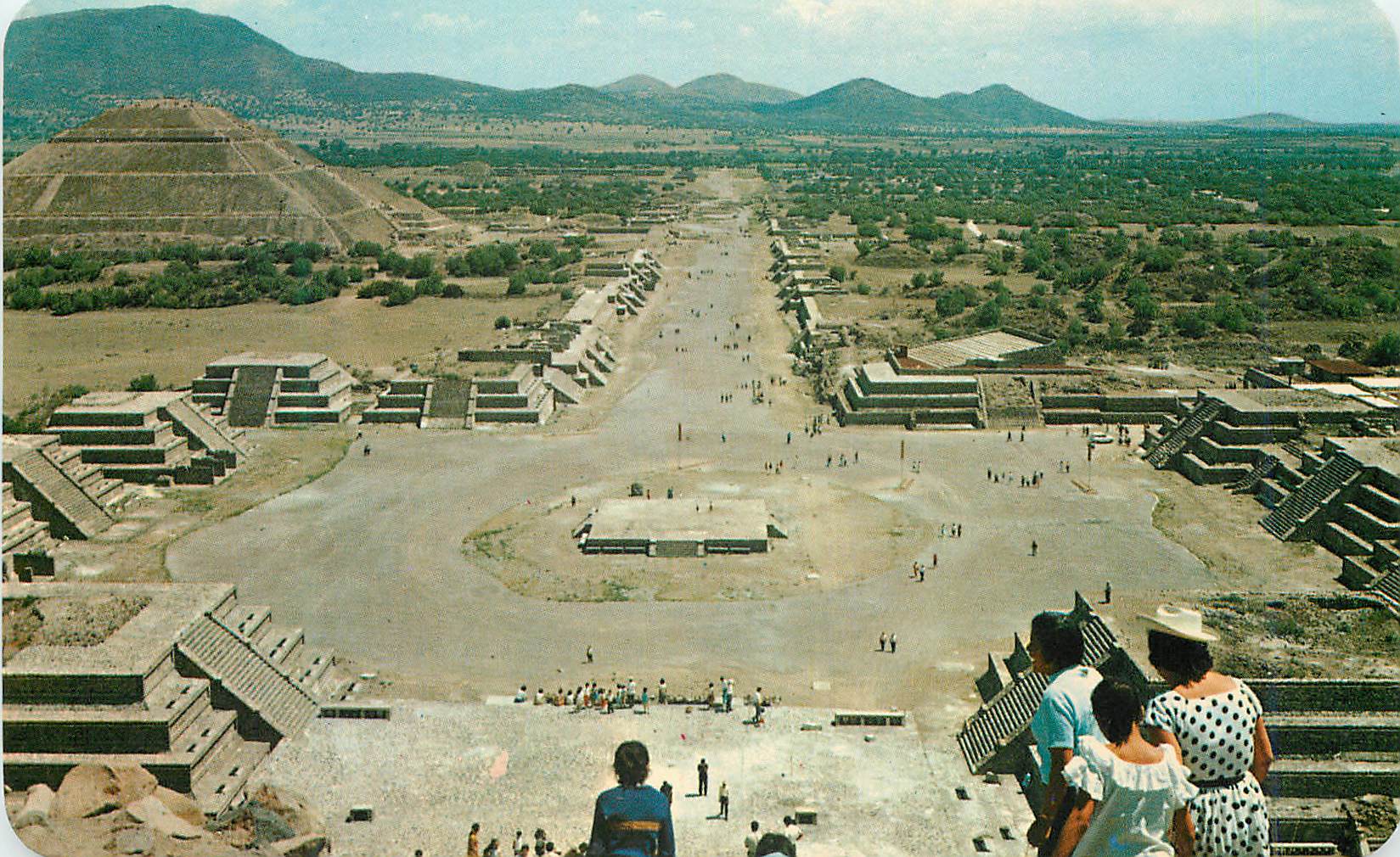 CPM Mexico Panoramic view of the Plaza of the Moon