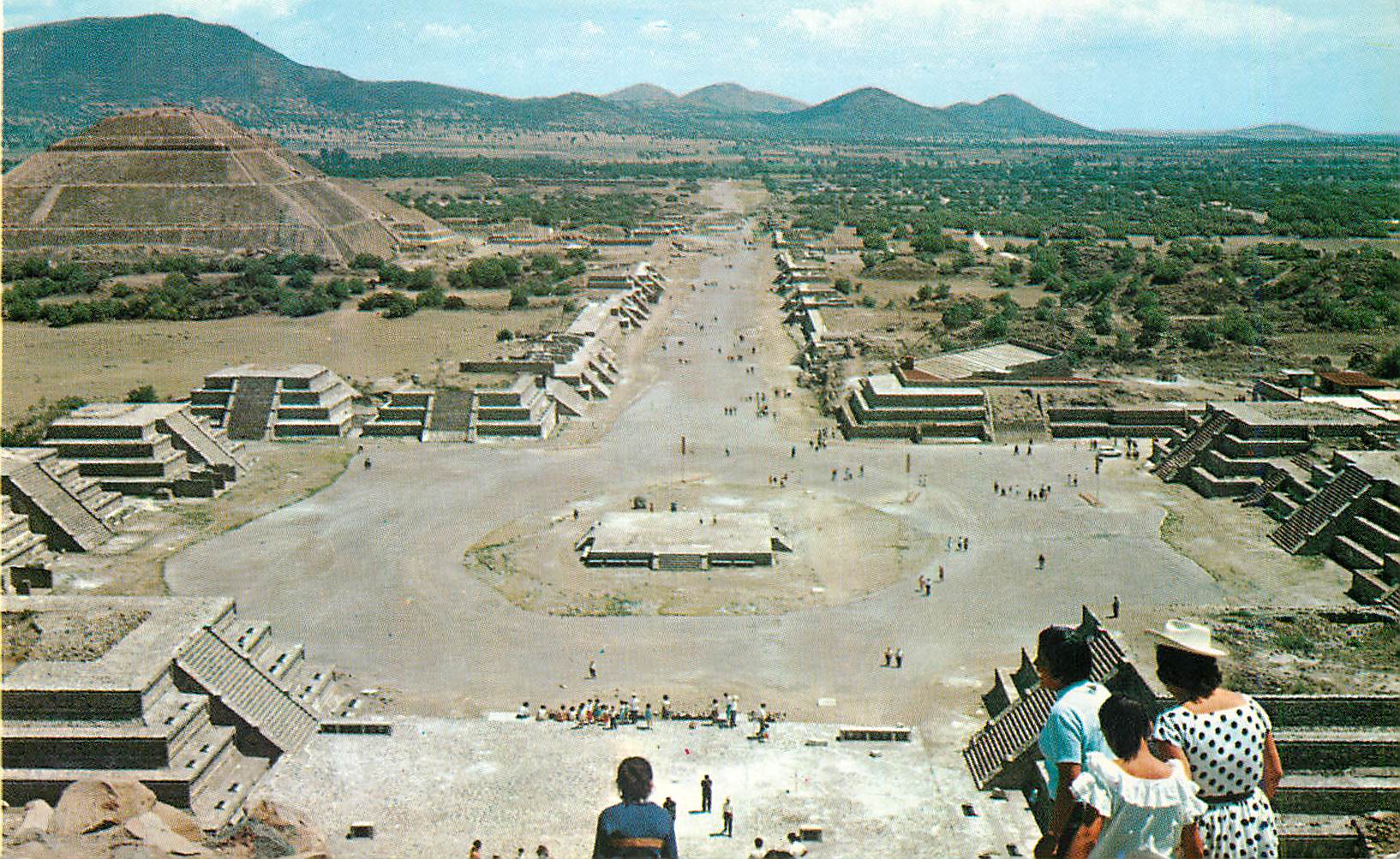 CPM Mexico Panoramic view of the Plaza of the Moon