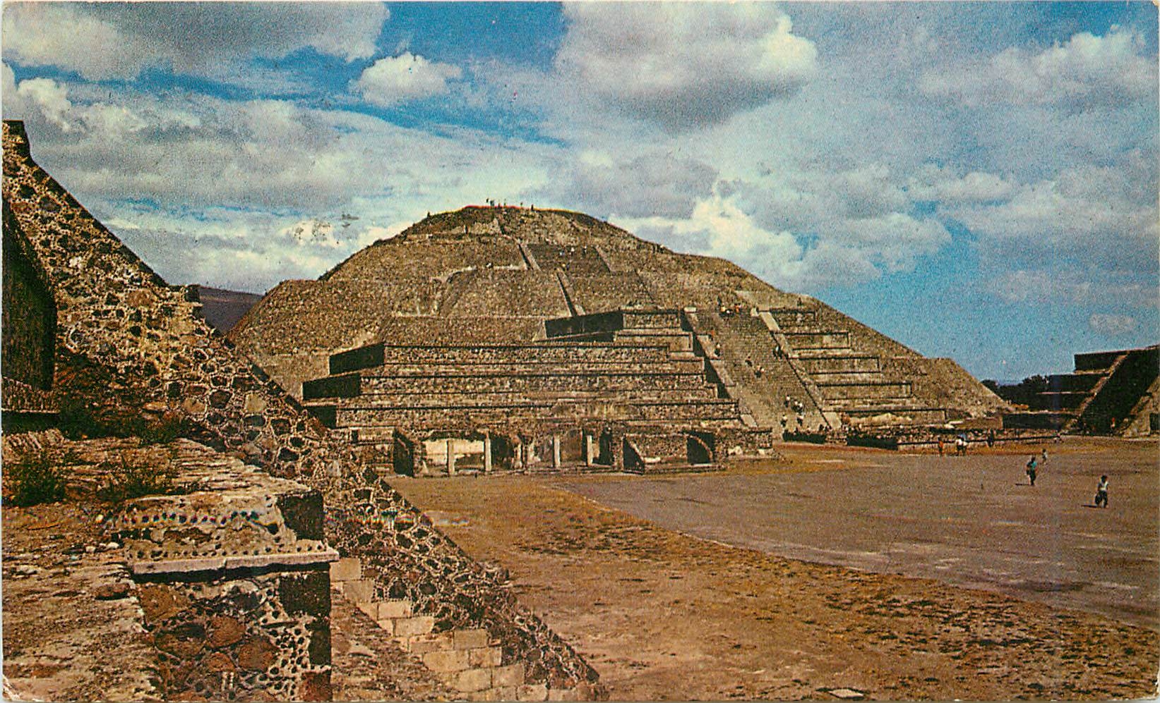 CPM PYRAMIDS OF THE MOON TEOTIHUACAN MEXICO