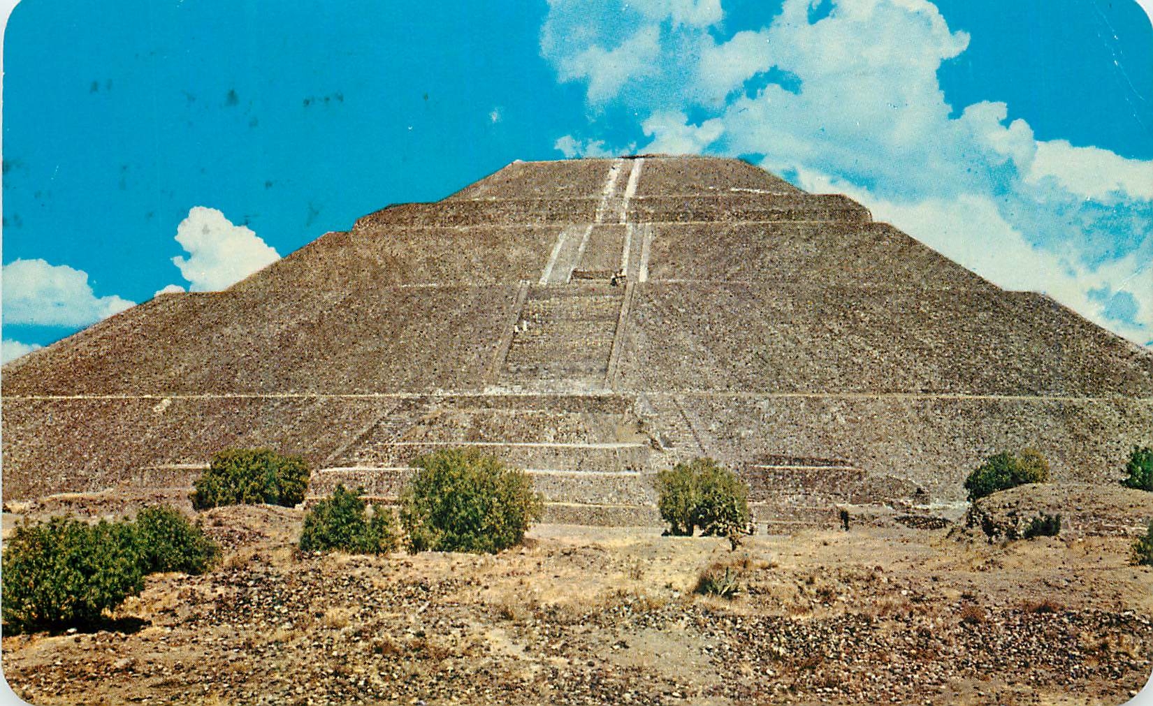CPM The imposing ancient Pyramid of the Sun
