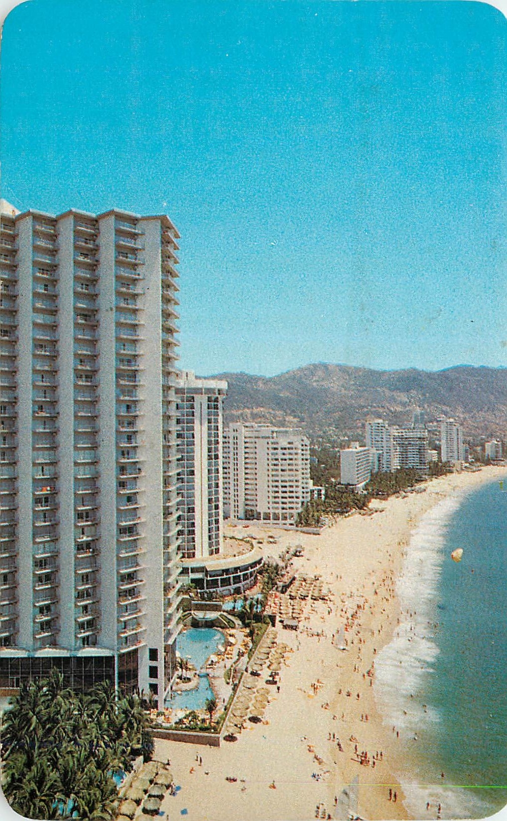 Acapulco — Vue panoramique avec la Tour Playasol — Éditeur Tarjetas Postales