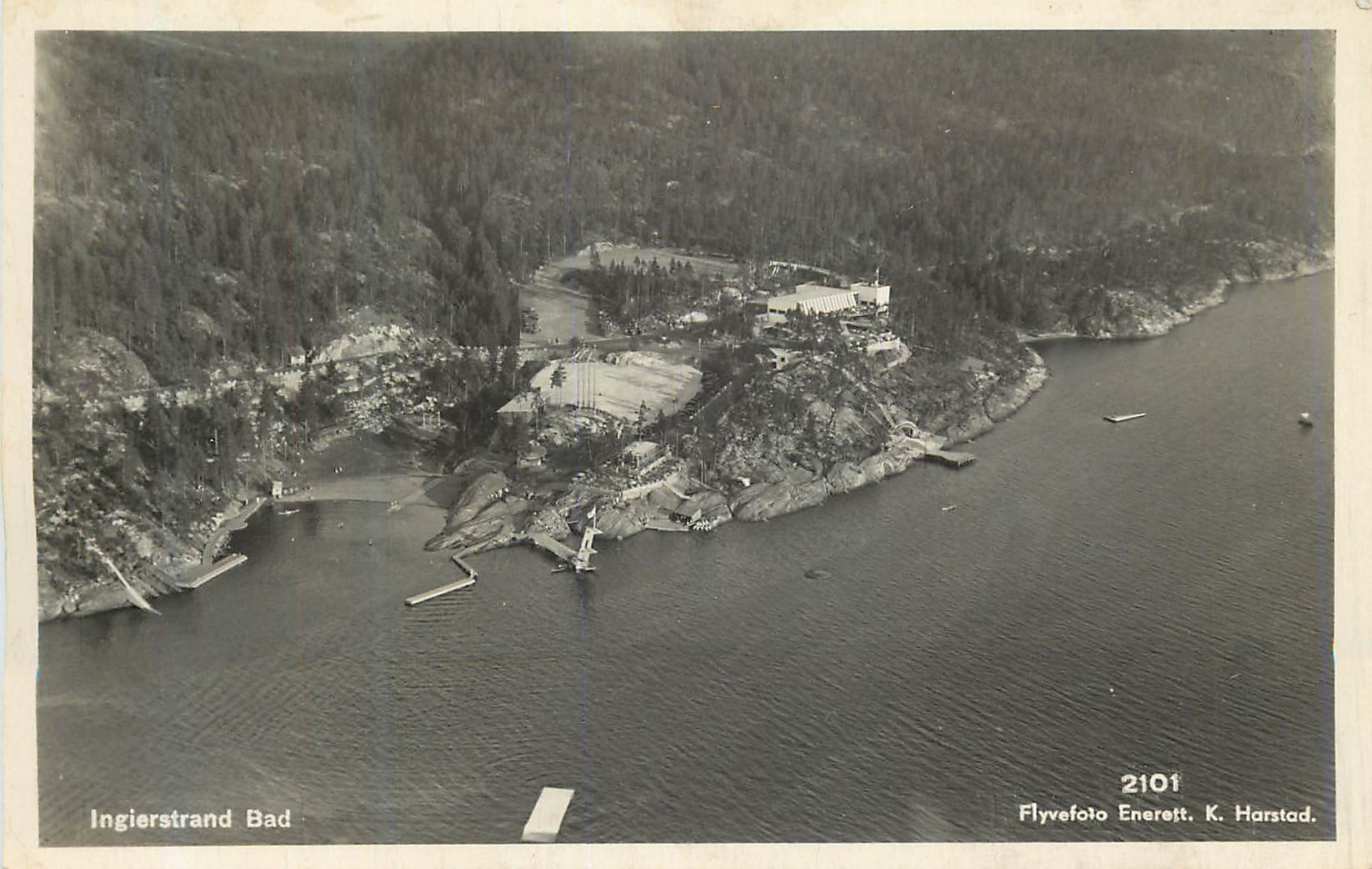 Ingierstrand Bad — vue aérienne — Flyvefoto Enerett. K. Harstad. n° 2101