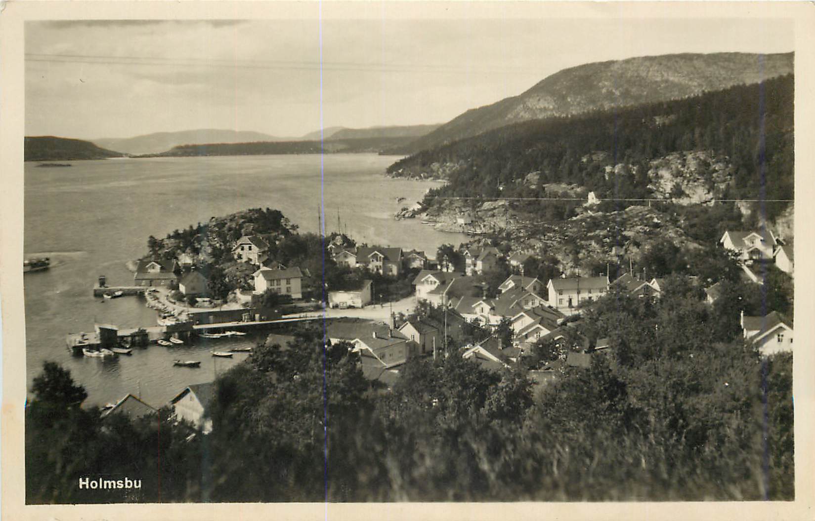 Holmsbu — vue panoramique du village et du fjord — éditeur inconnu