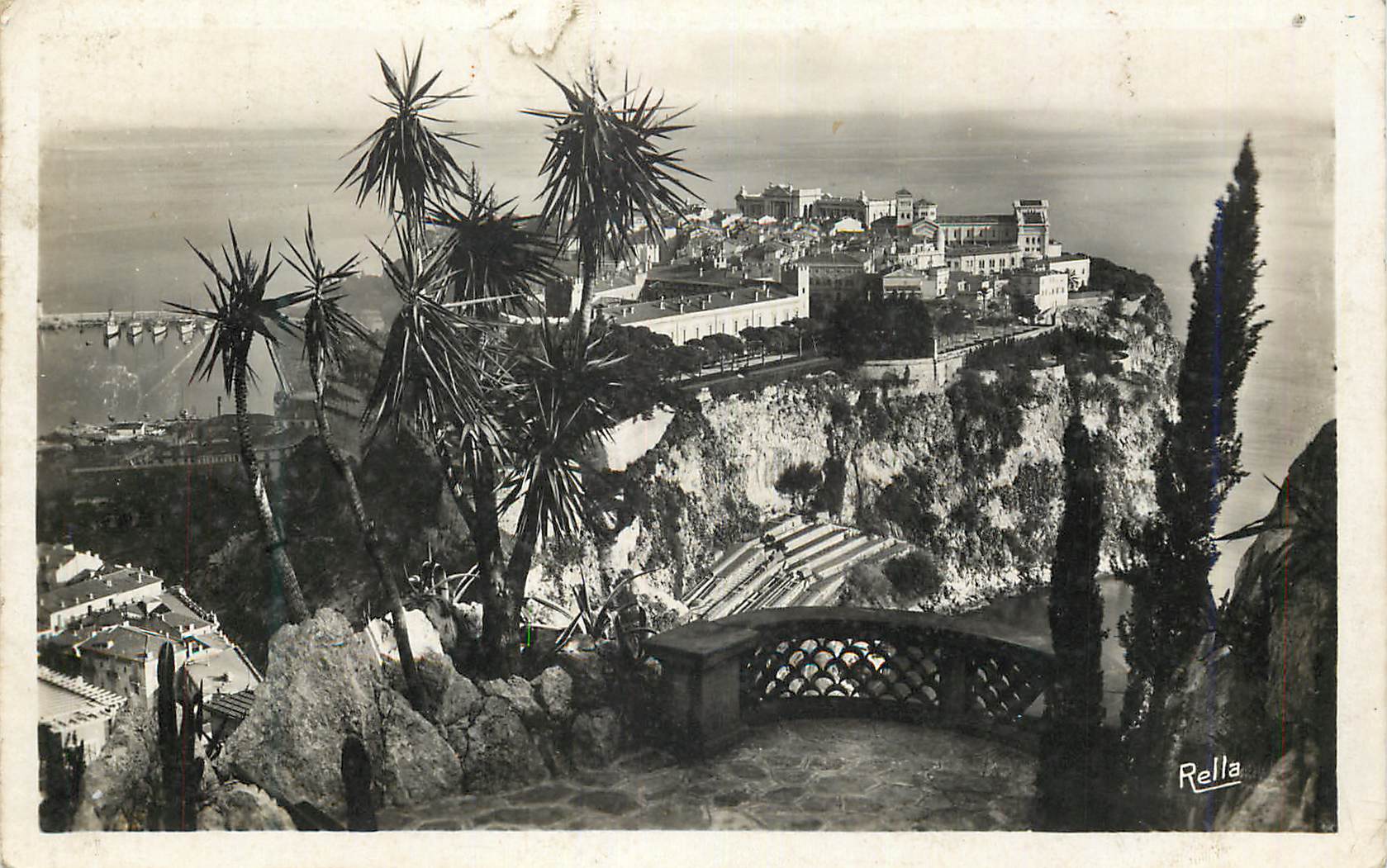CPA Le Rocher de Monaco vu des Jardins exotiques Collection la Cote d Azur