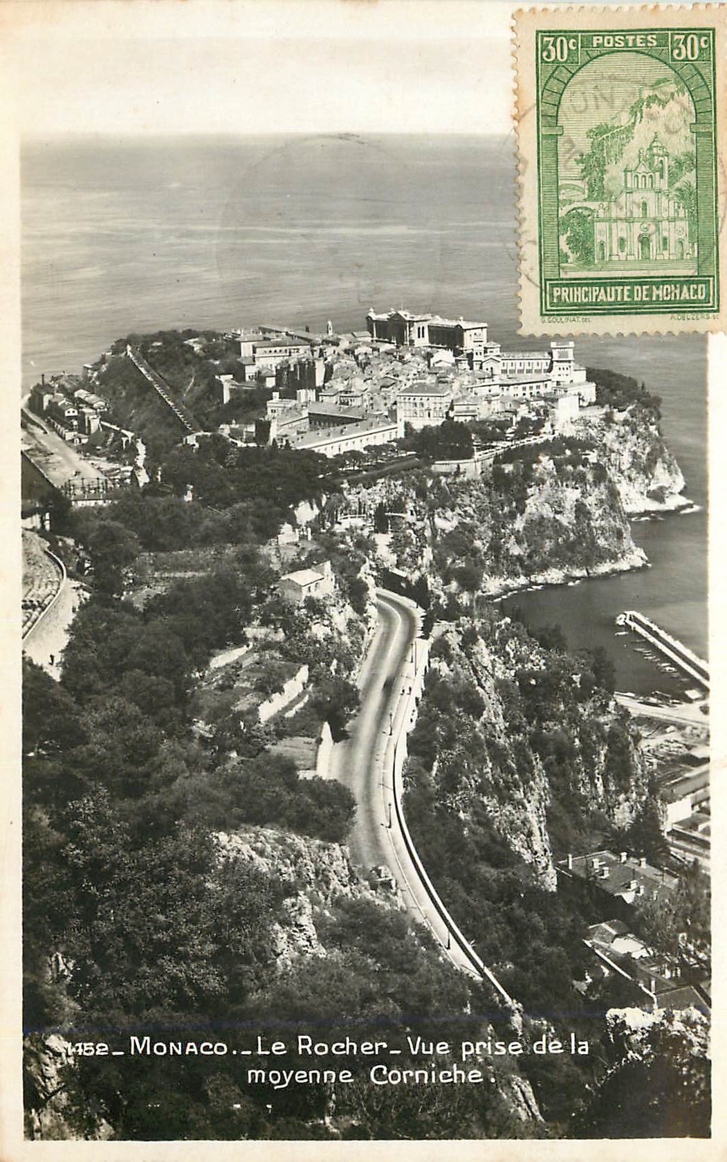 CPA Monaco Le Rocher - Vue prise de la moyenne Corniche