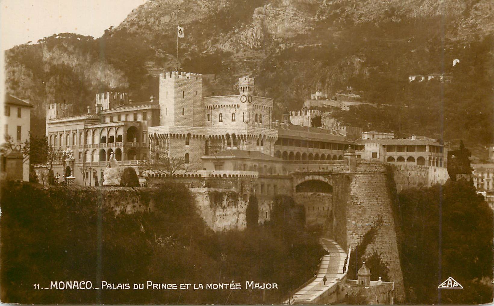 CPA MONACO. Palais du Prince et la montée Major