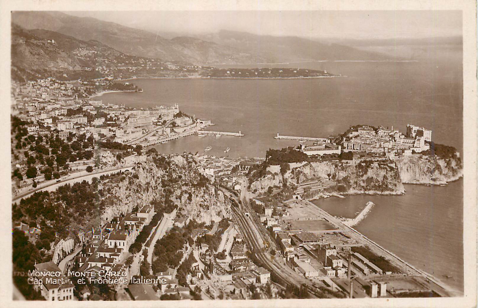 Monaco - Monte Carlo et Frontière Italienne — vue aérienne — "Real-Photo" C. A. P. Strasbourg, n°1779