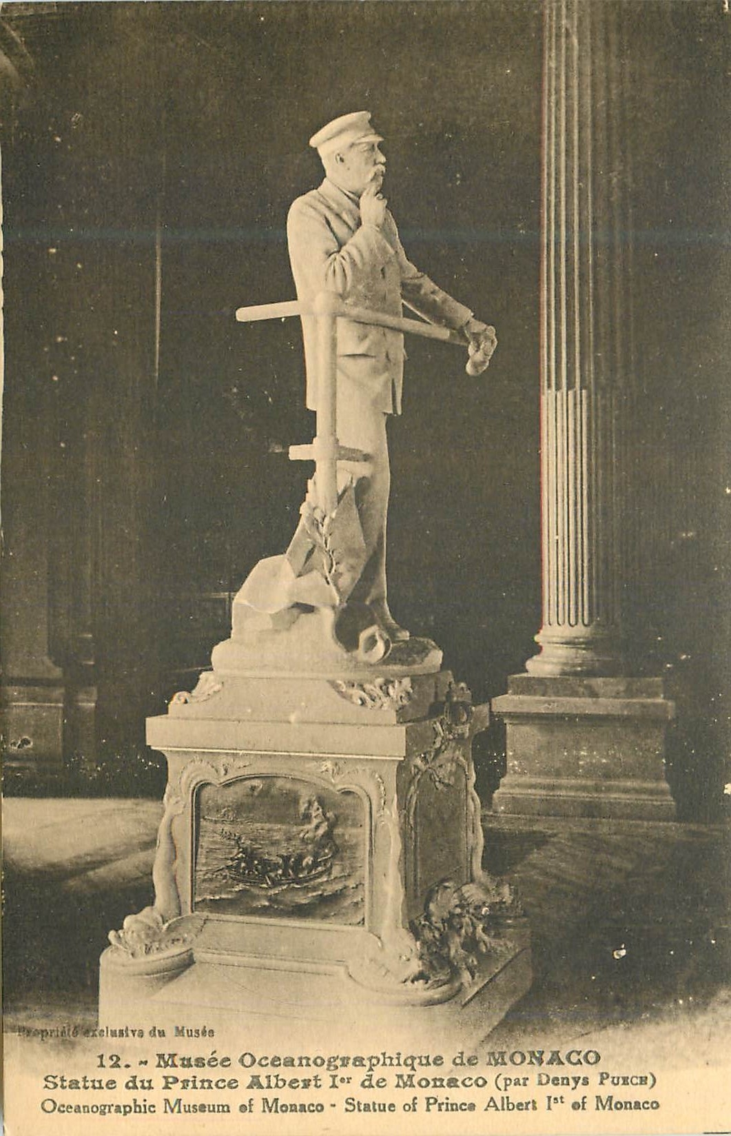 CPA Musée Océanographique de MONACO Statue du Prince Albert I de Monaco