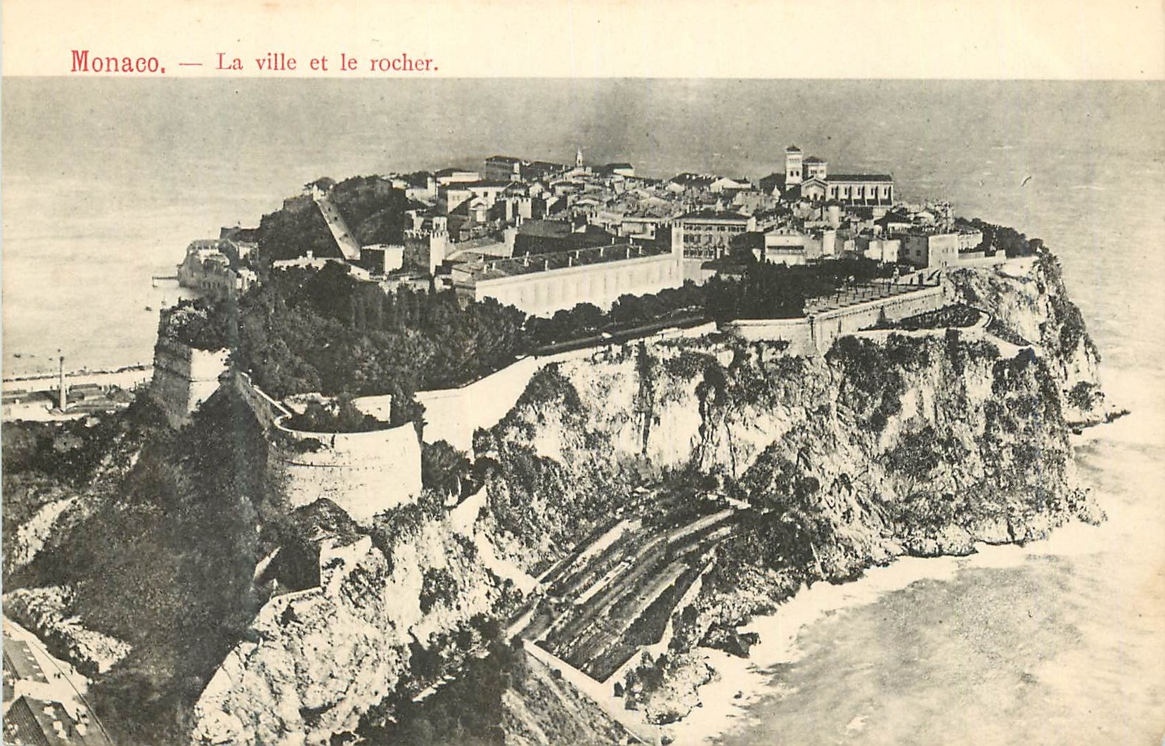 CPA Monaco La ville et le rocher.