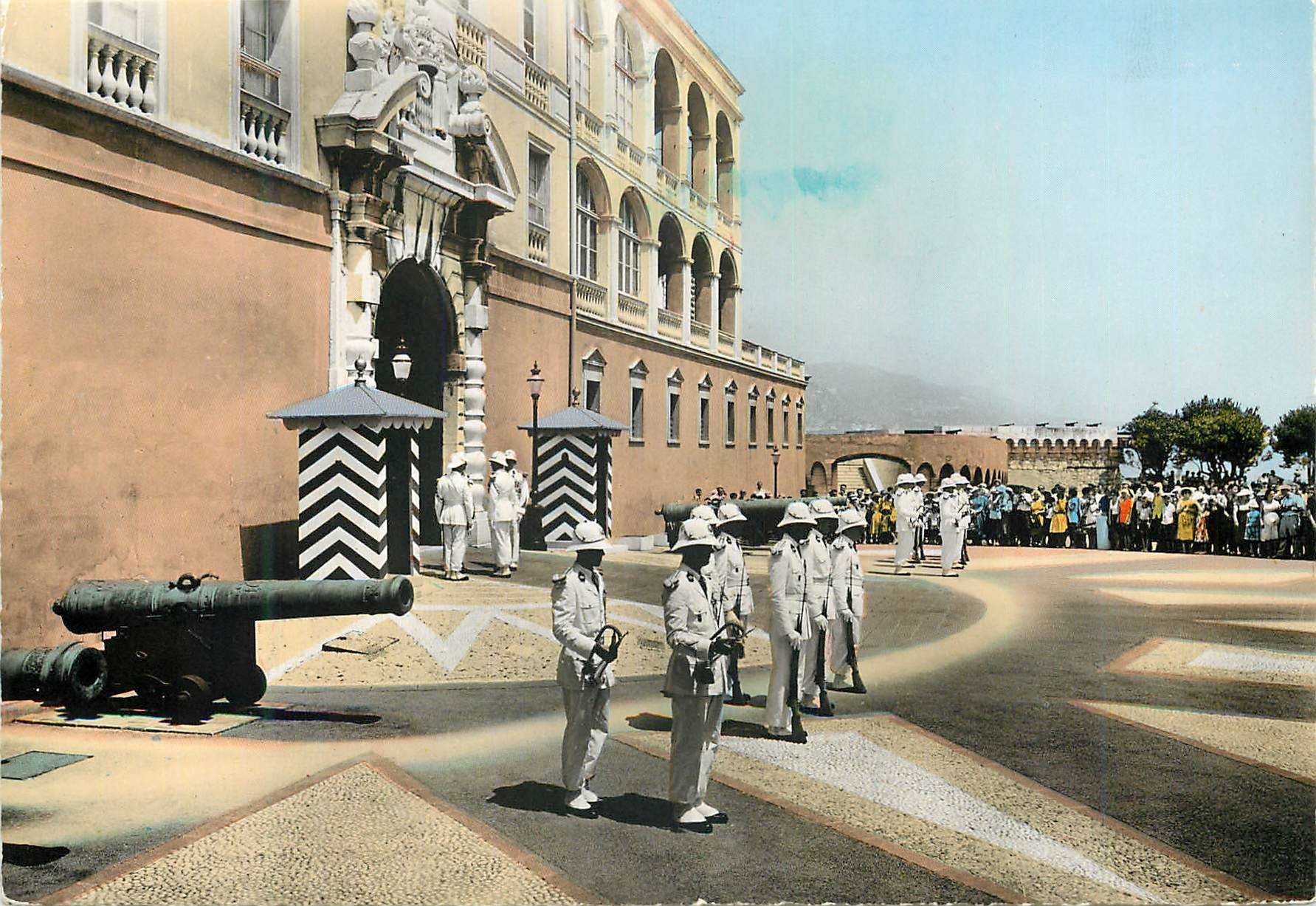 Palast von S.A.S. dem Prinzen von Monaco — Die Ehrentür und die Wache — Ausgabe des Palastes von Monaco