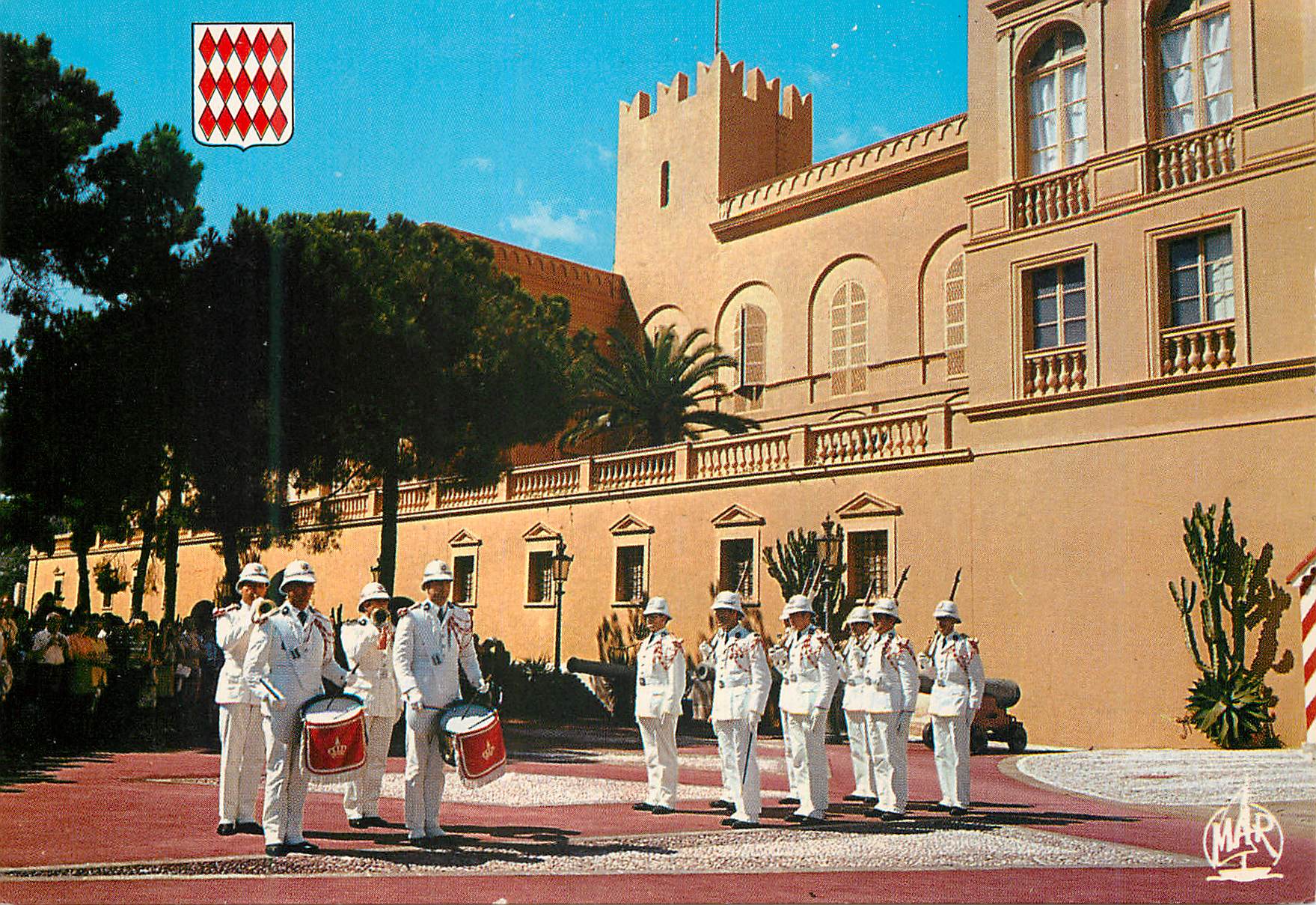 CPM LA PRINCIPAUTÉ DE MONACO La relève de la Garde devant le Palais Princier